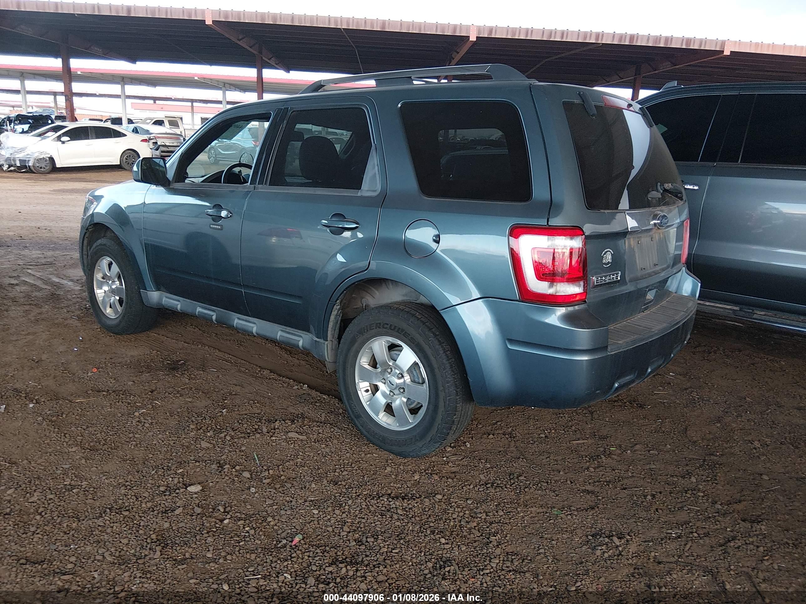 FORD ESCAPE image 3