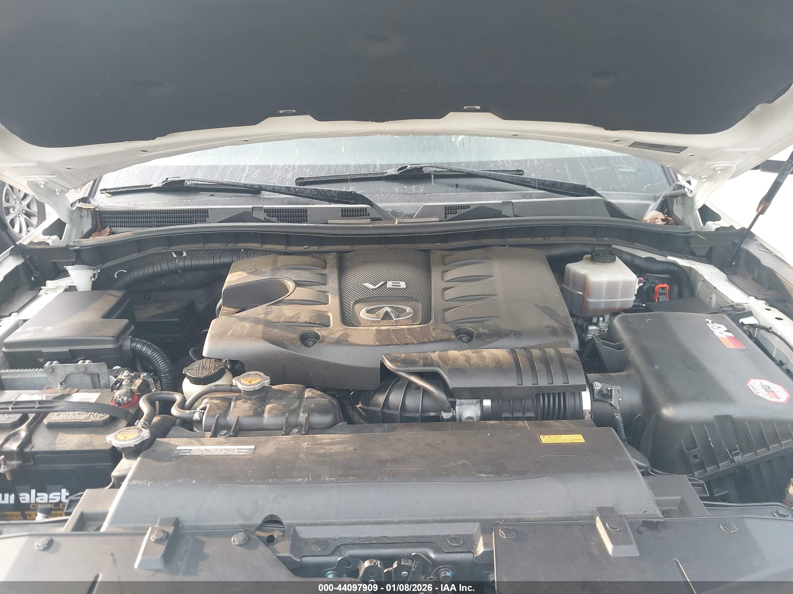 INFINITI QX80 image 10