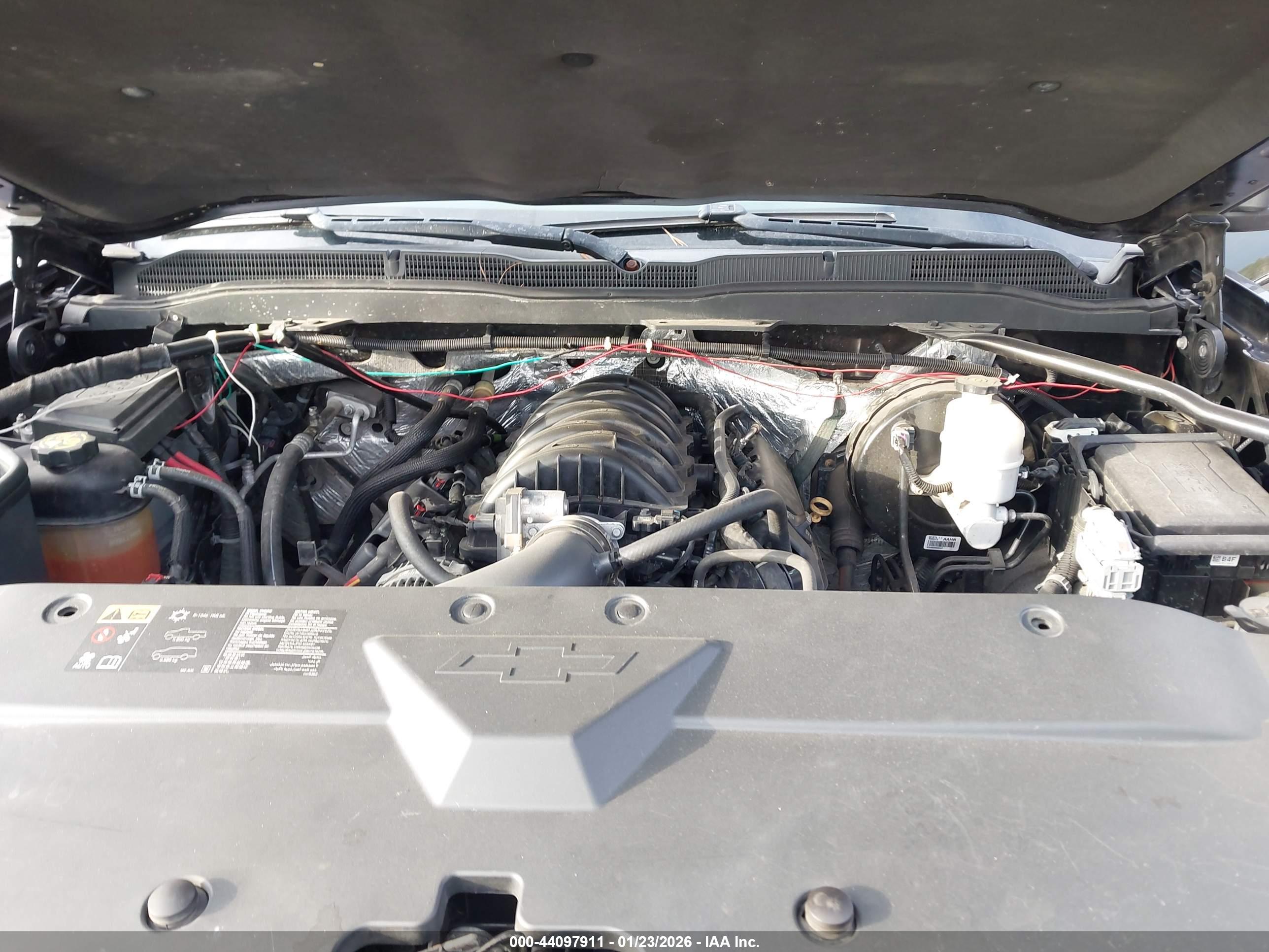 CHEVROLET SILVERADO image 10