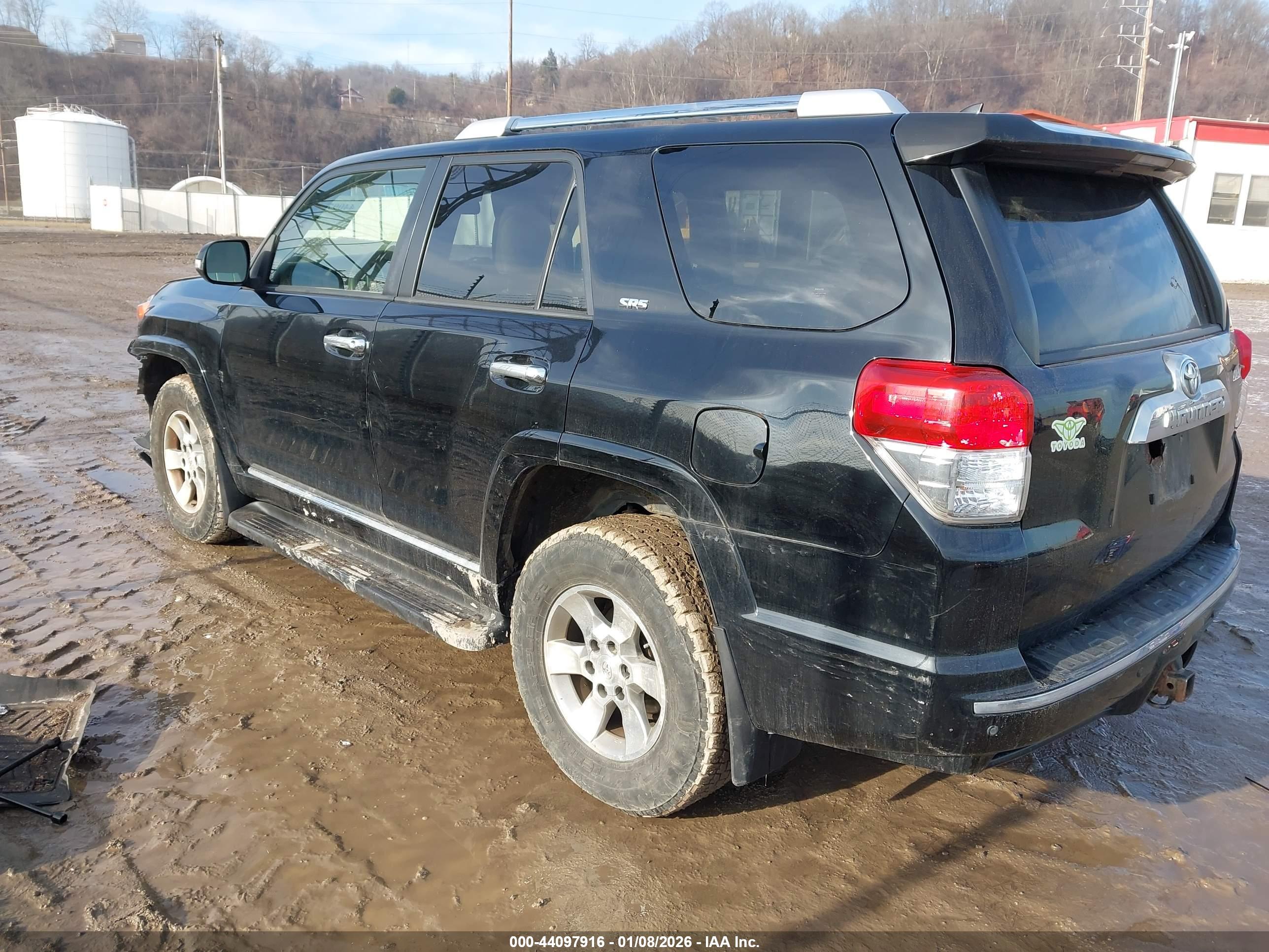 TOYOTA 4RUNNER image 3