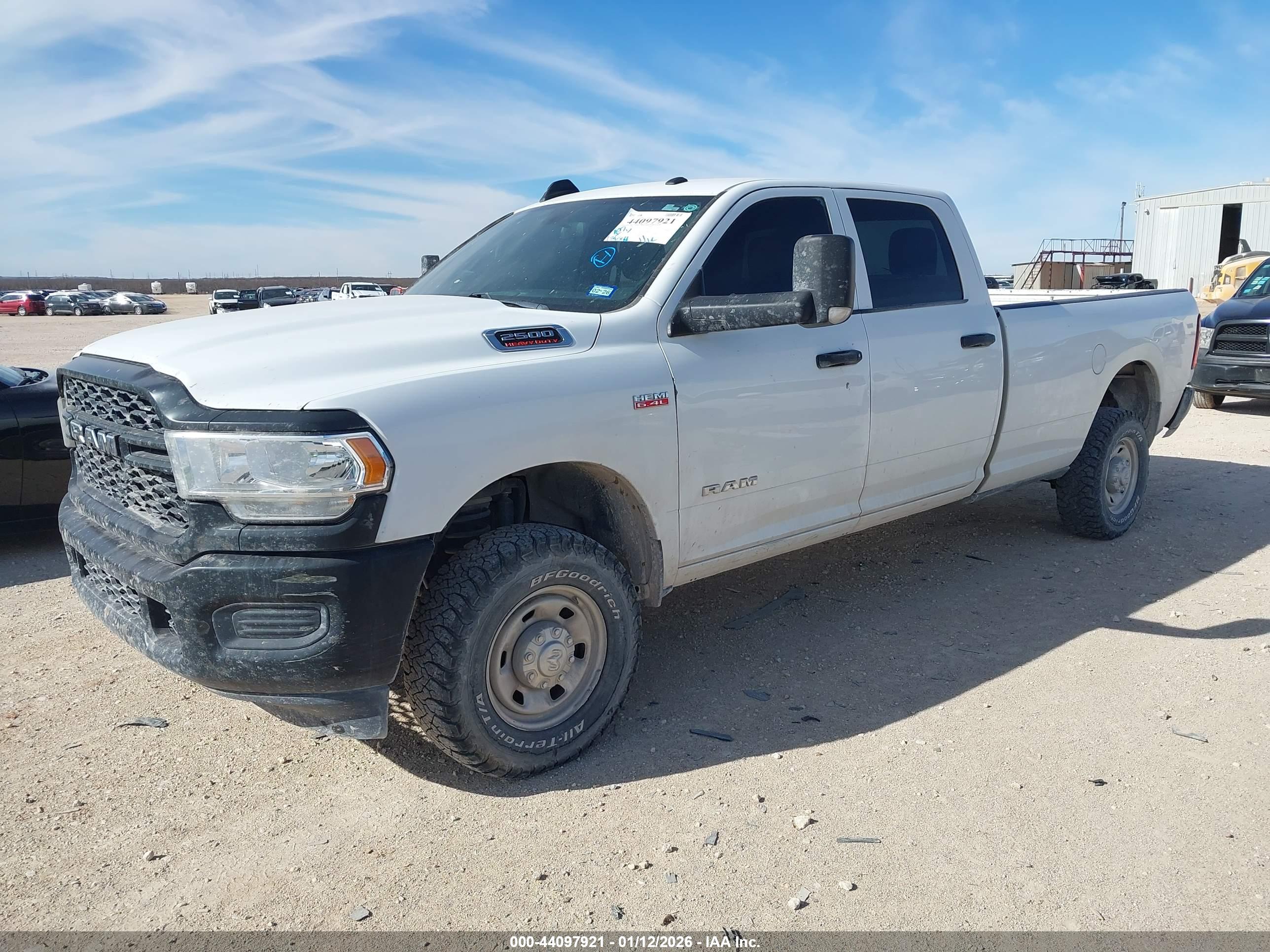 RAM 2500 image 2