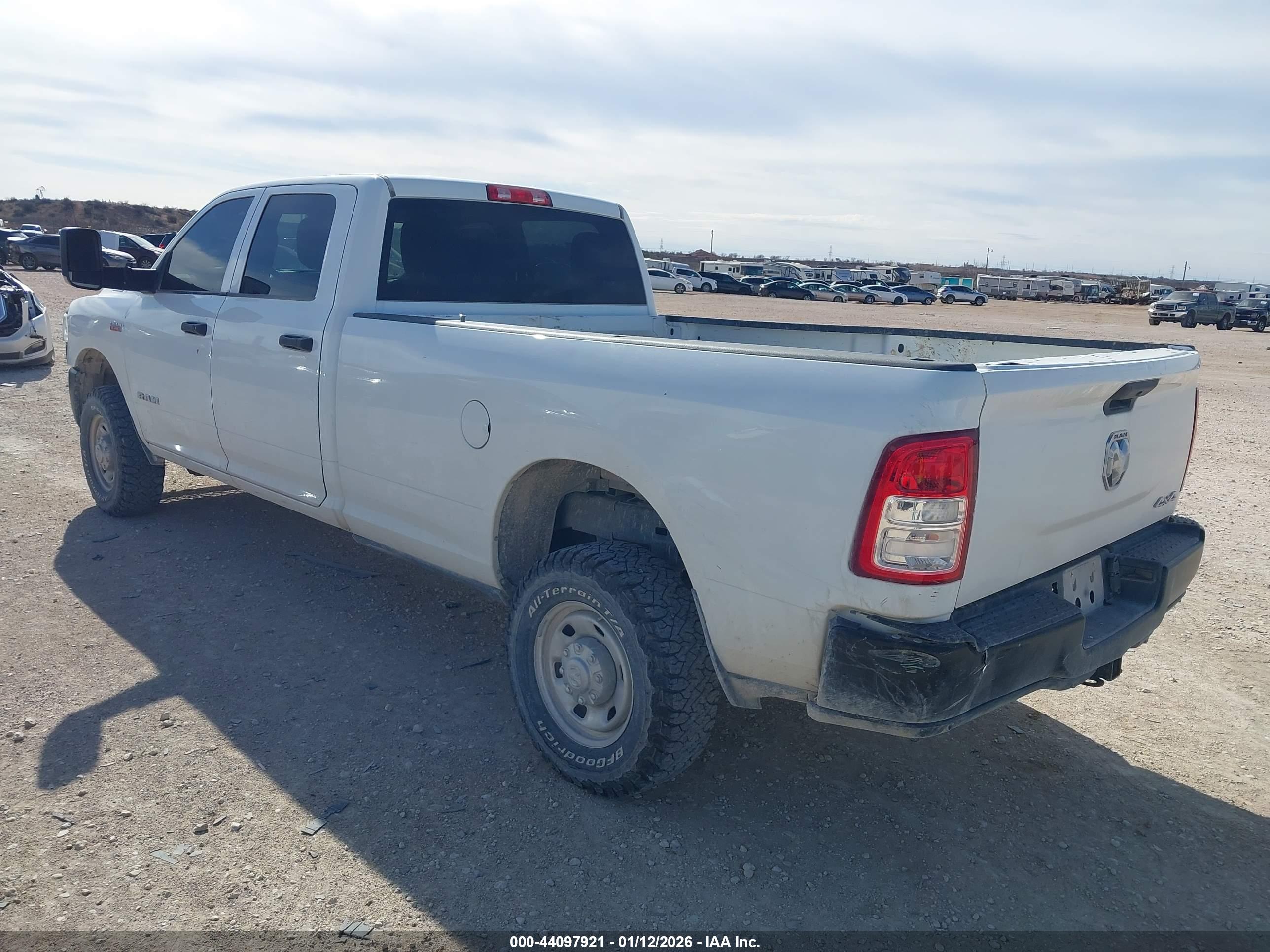 RAM 2500 image 3