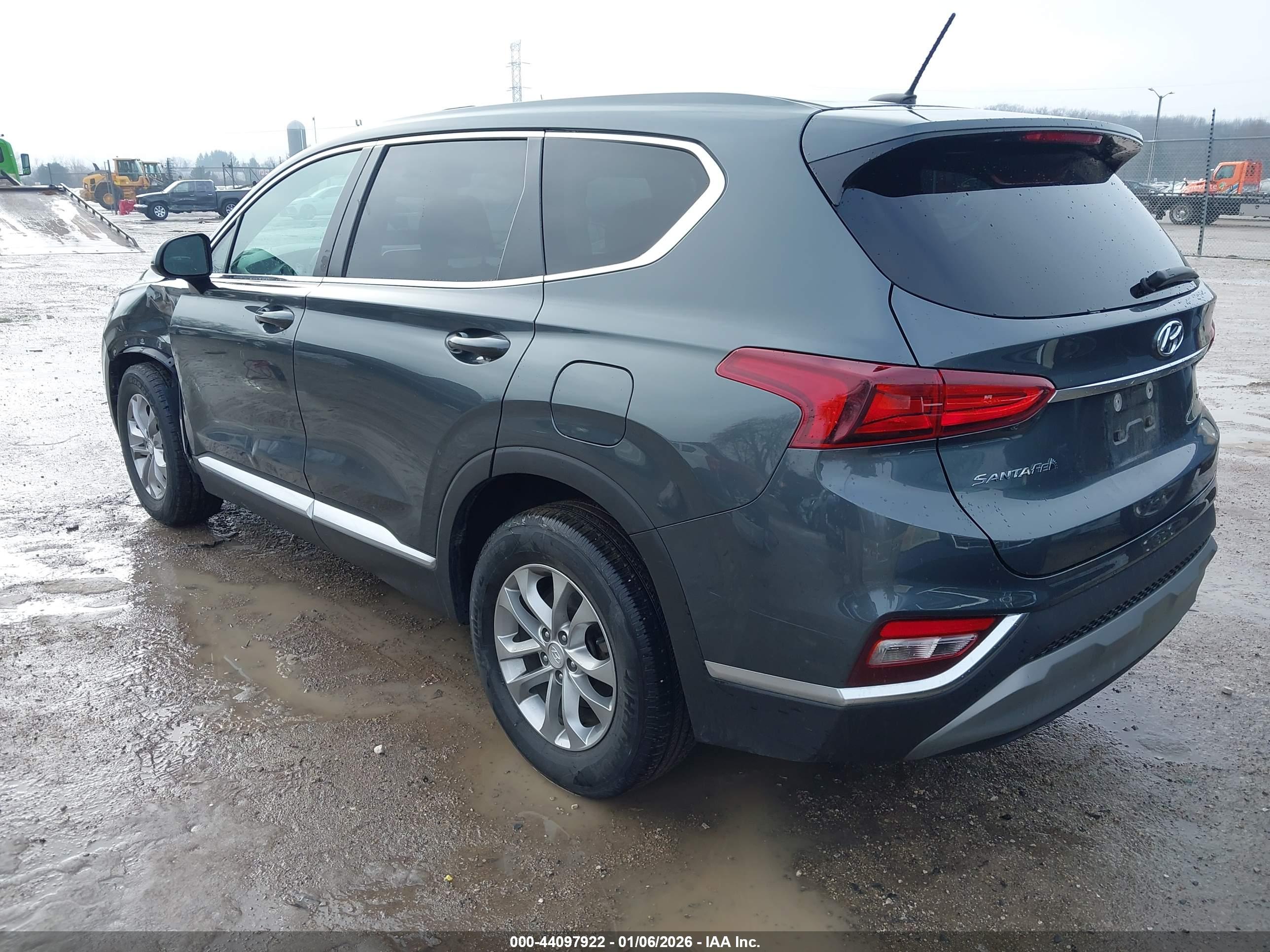 HYUNDAI SANTA image 3