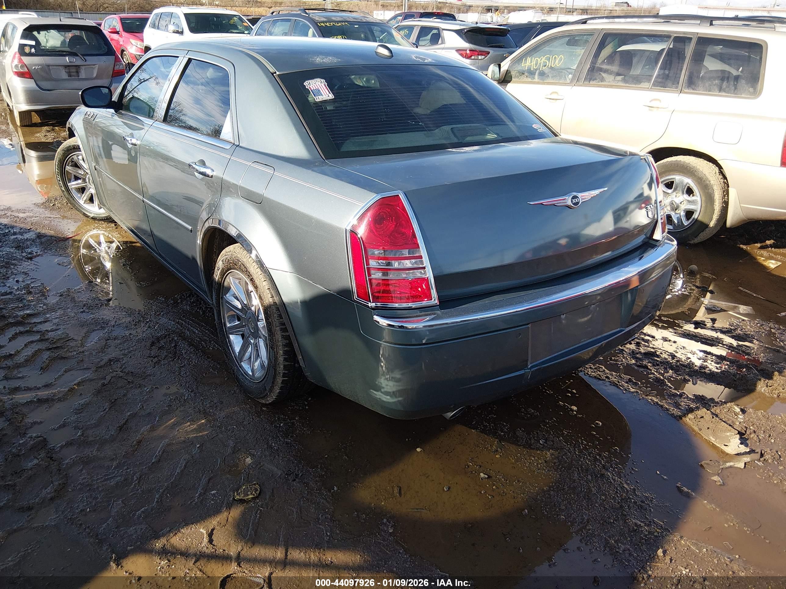 CHRYSLER 300C image 3