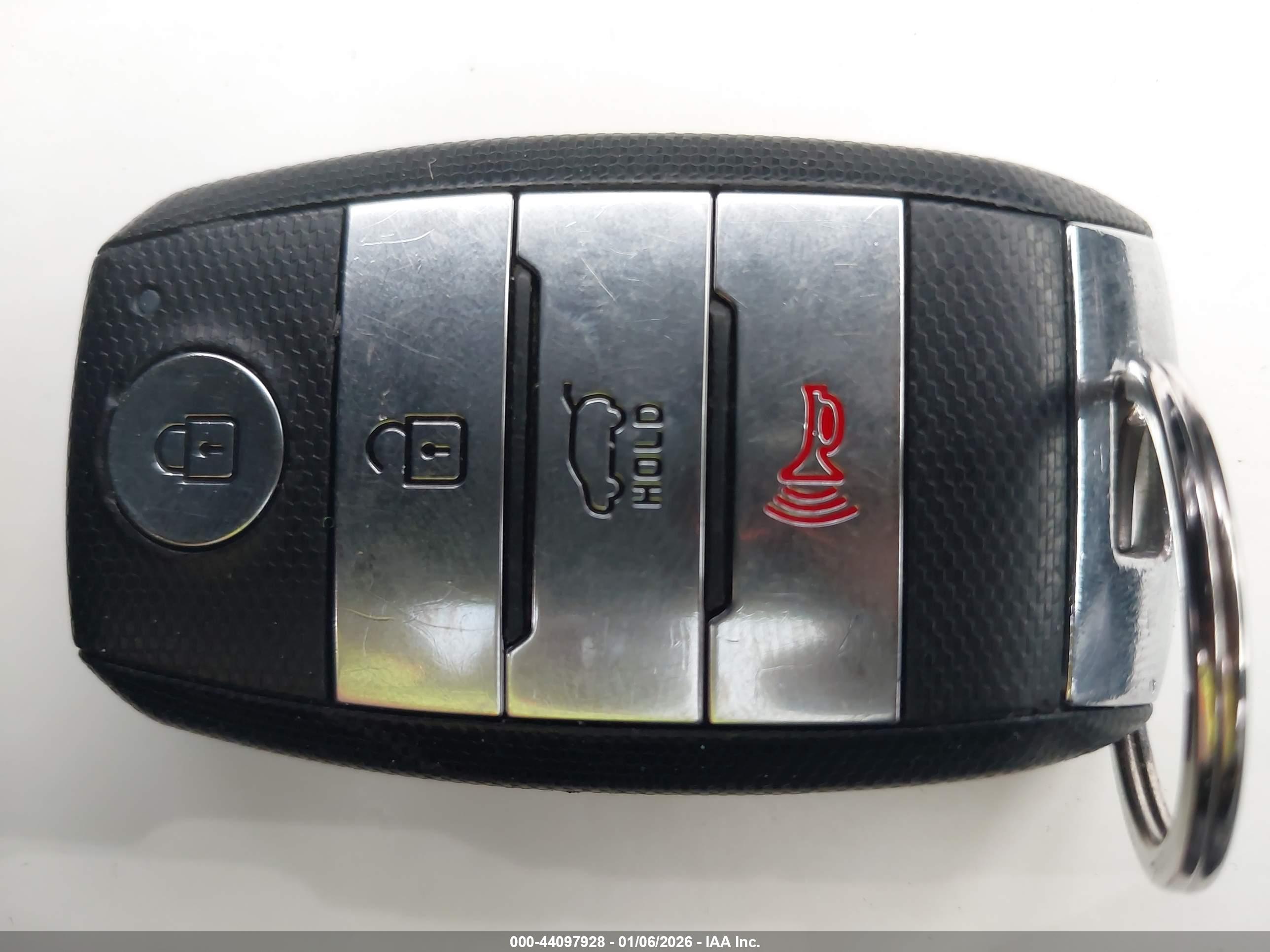 KIA SPORTAGE image 11