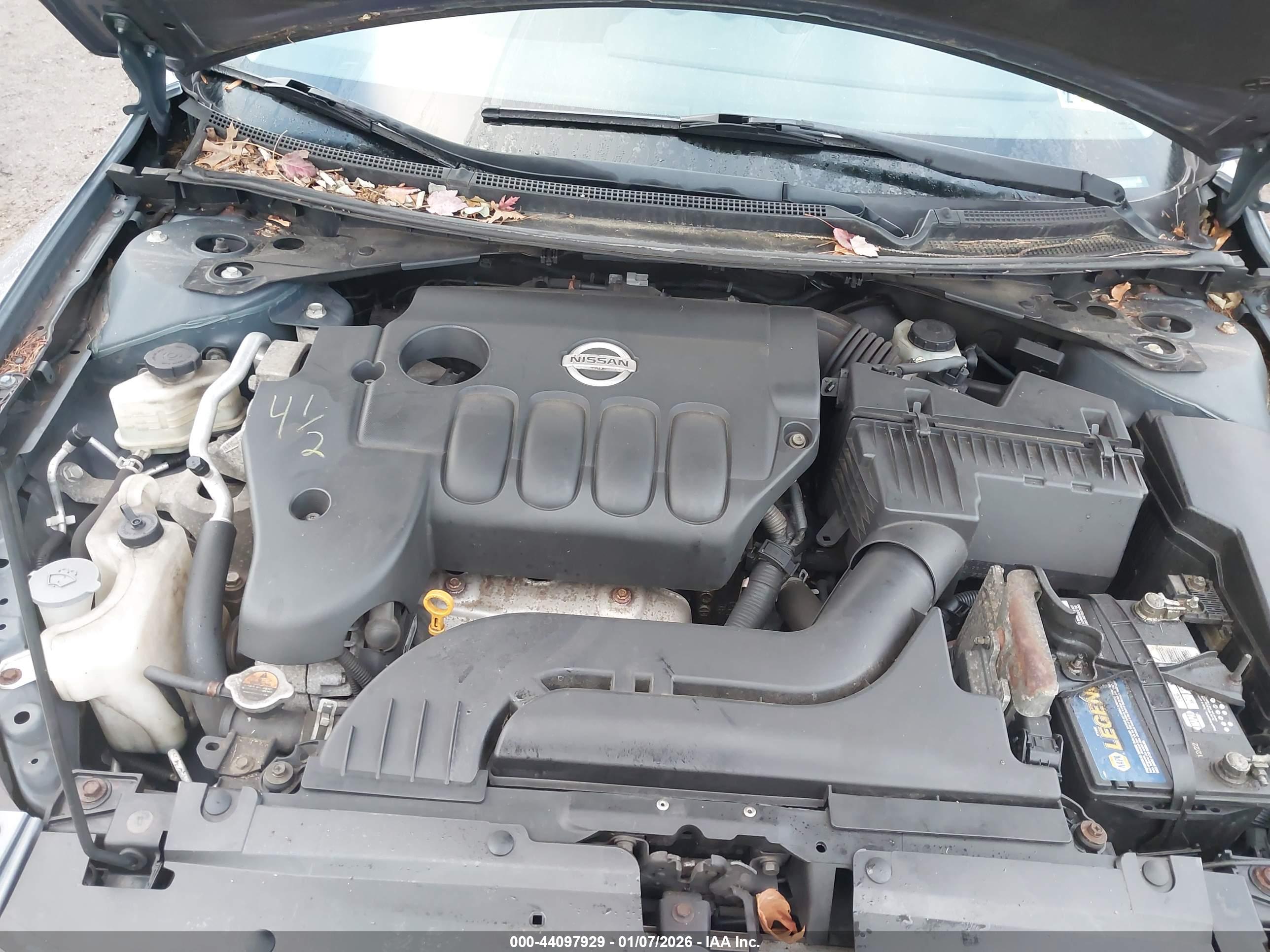 NISSAN ALTIMA image 10