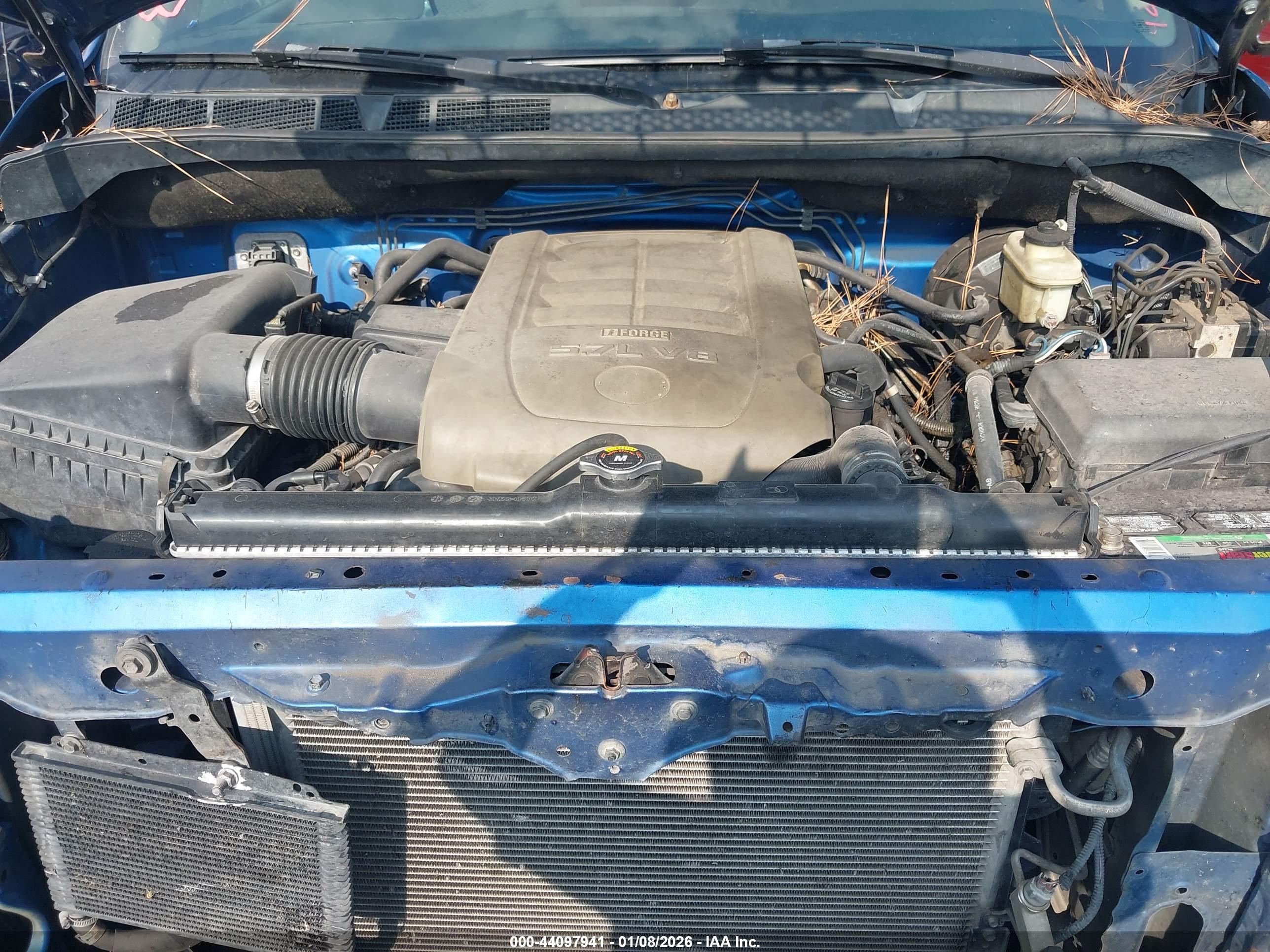 TOYOTA TUNDRA image 10