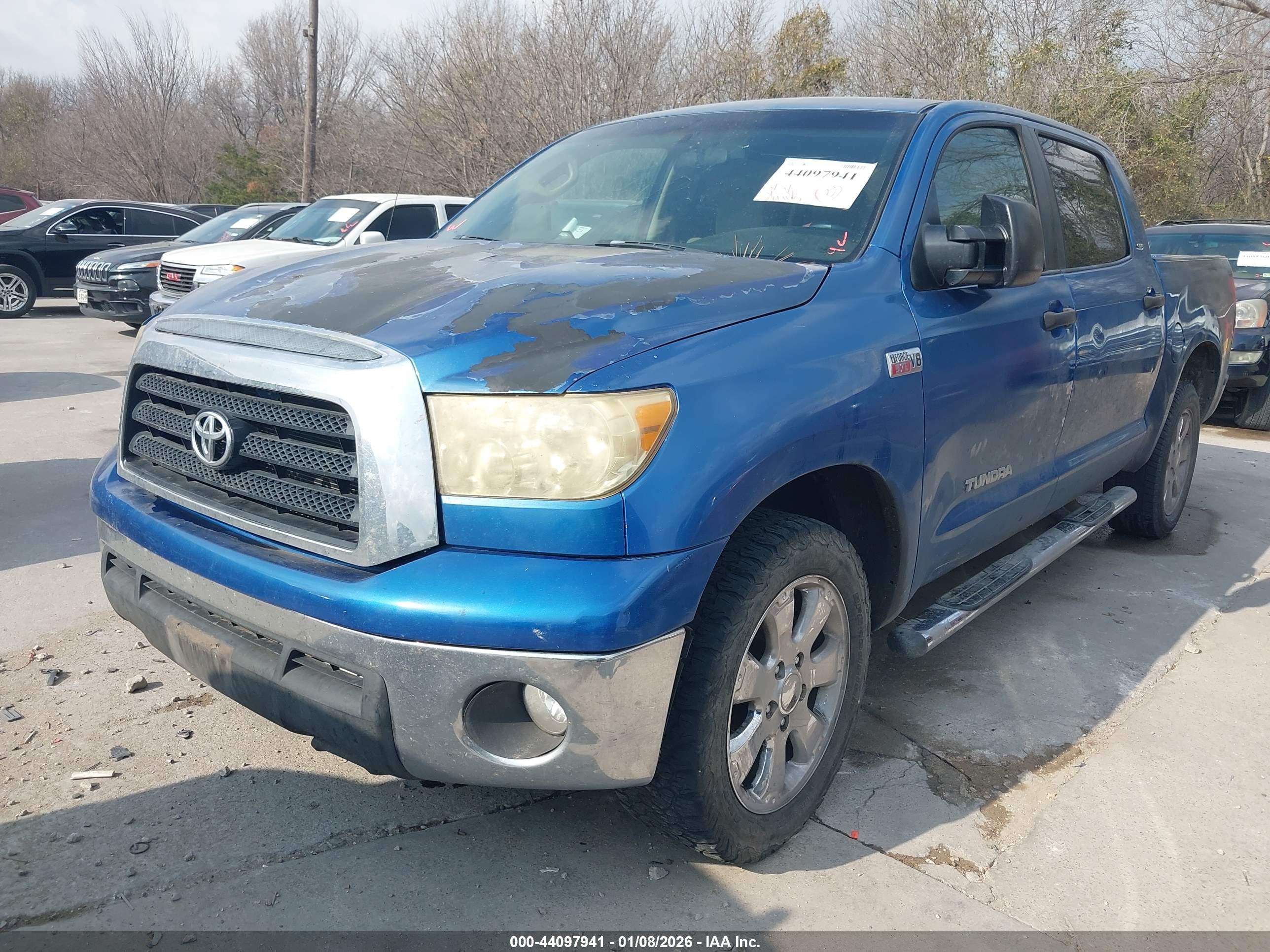 TOYOTA TUNDRA image 2
