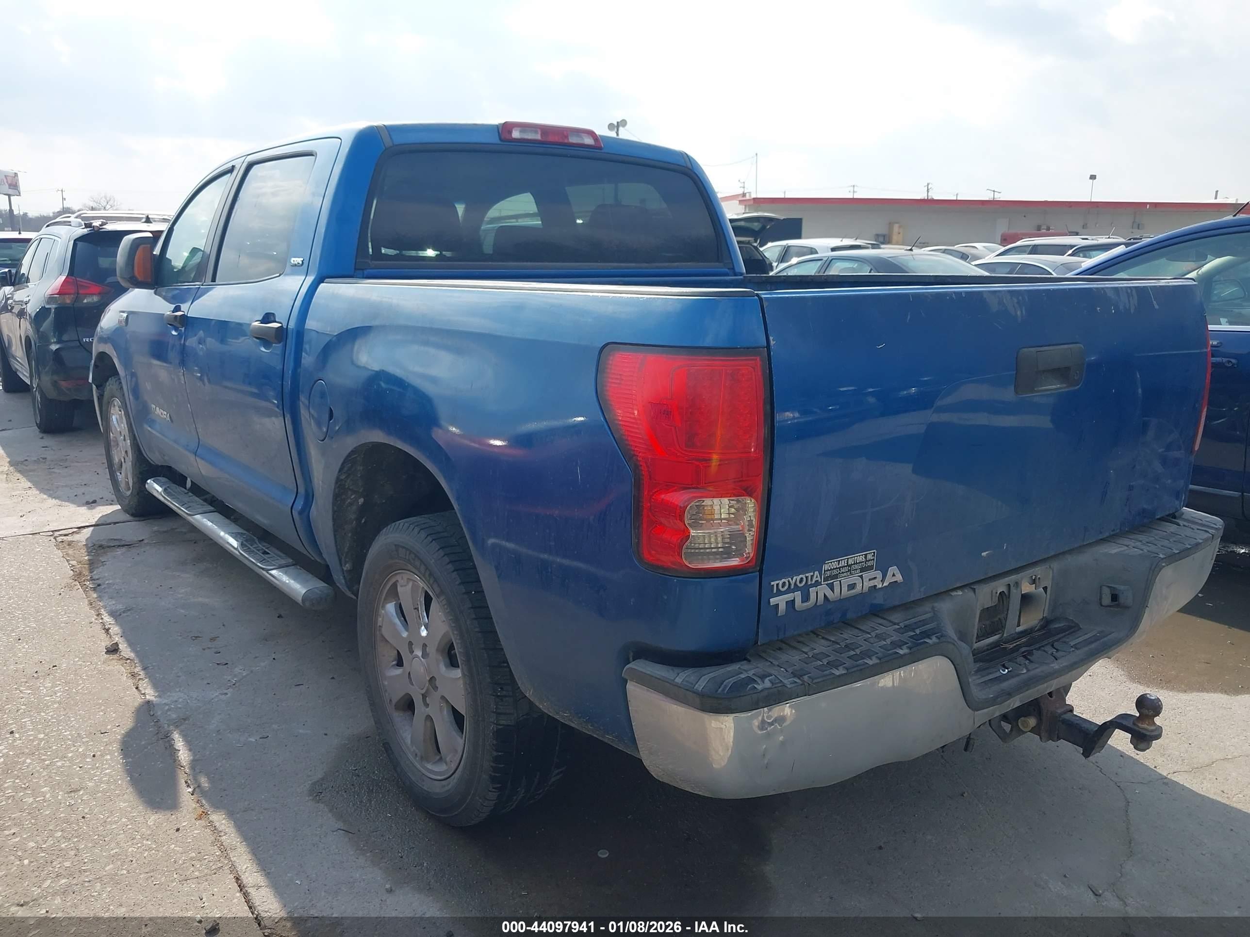 TOYOTA TUNDRA image 3