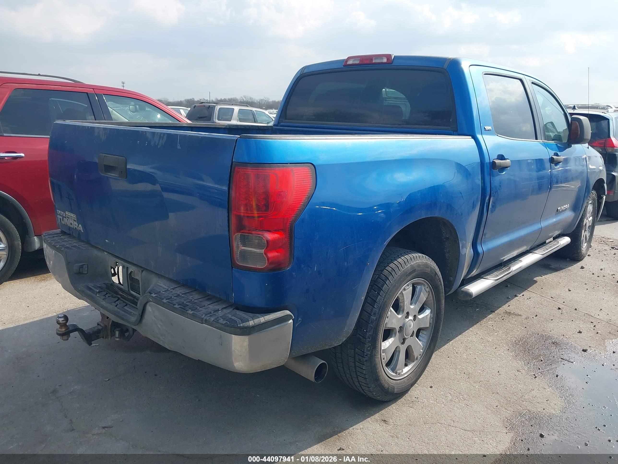 TOYOTA TUNDRA image 4