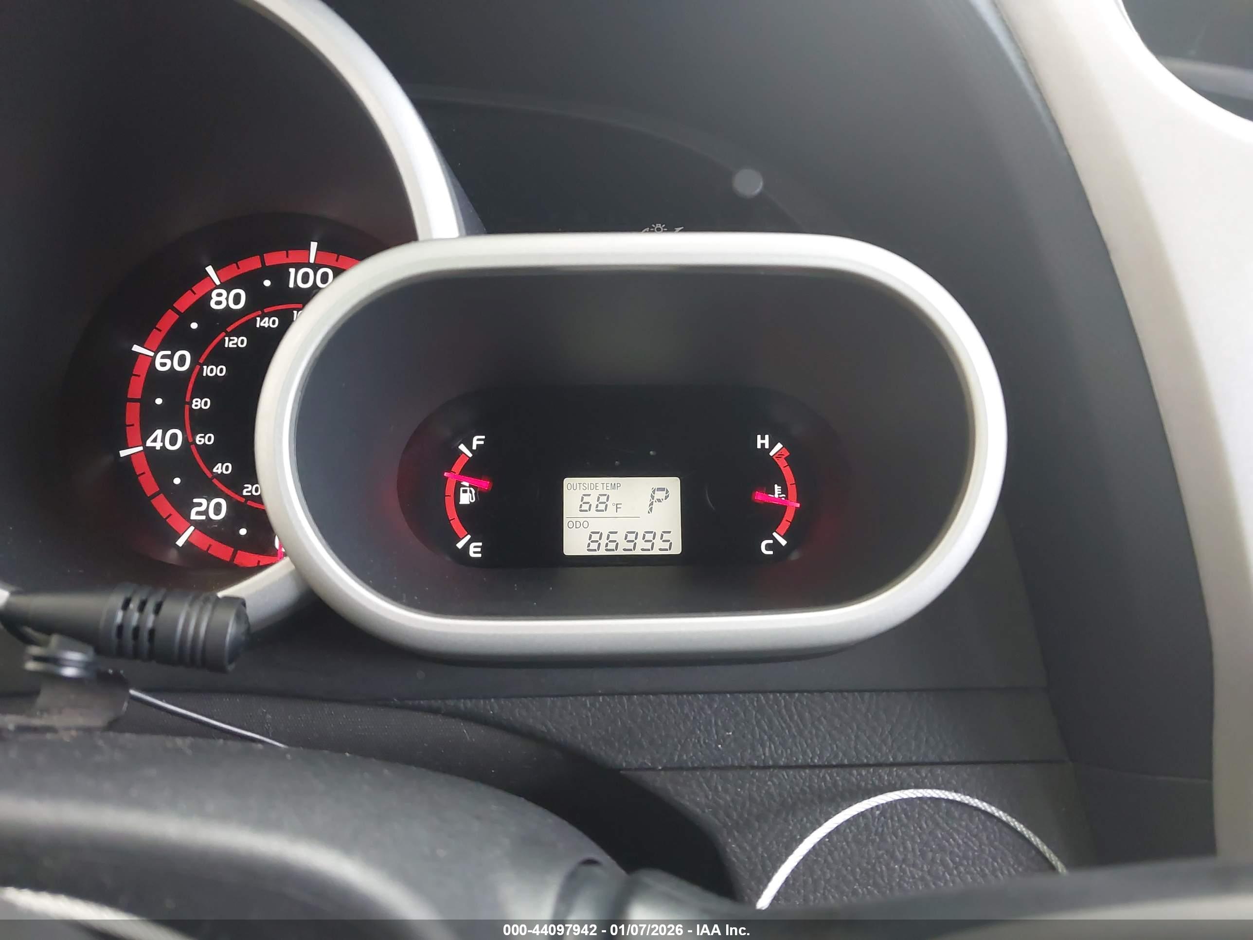 TOYOTA MATRIX image 7