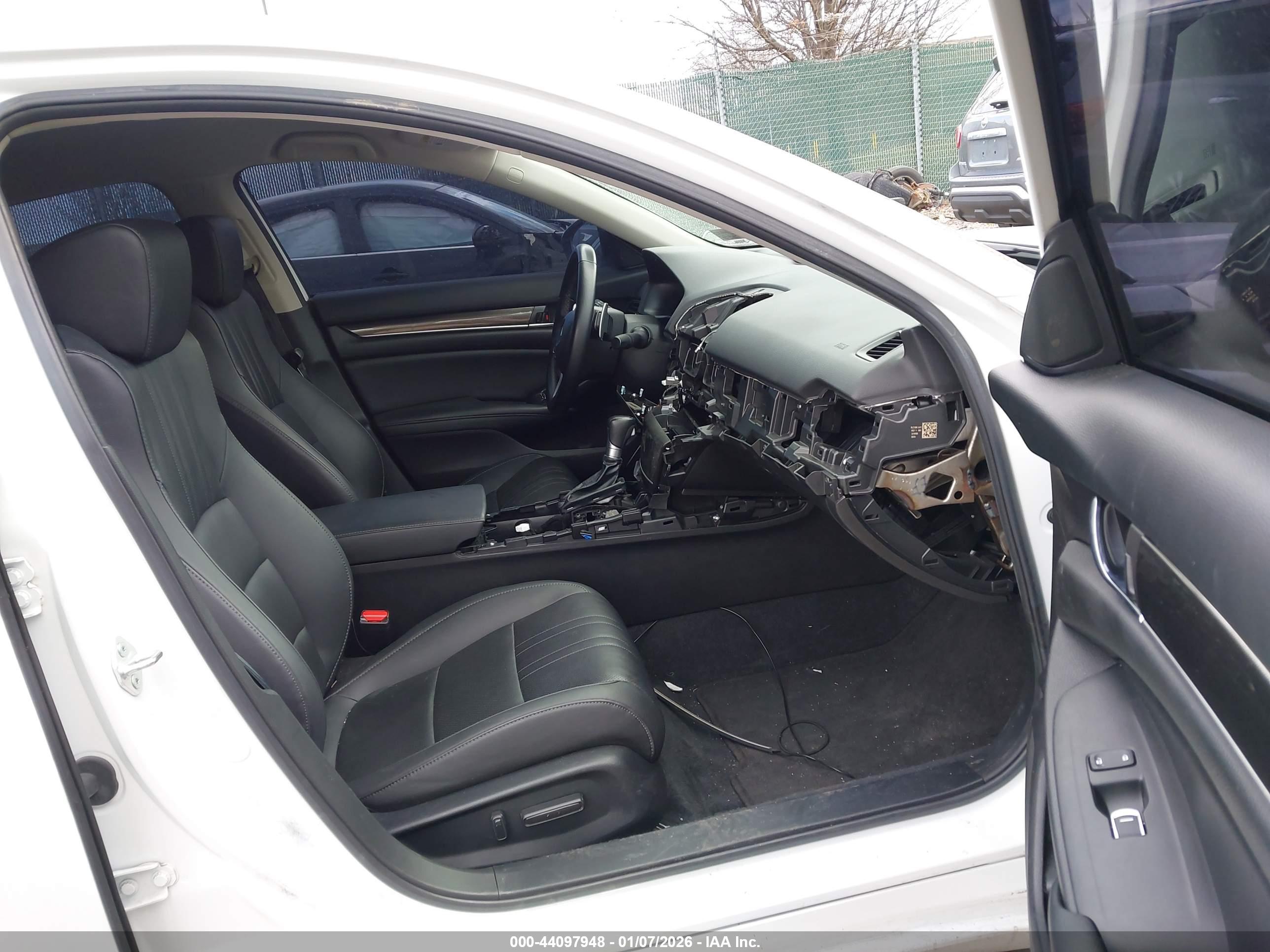 HONDA ACCORD image 5