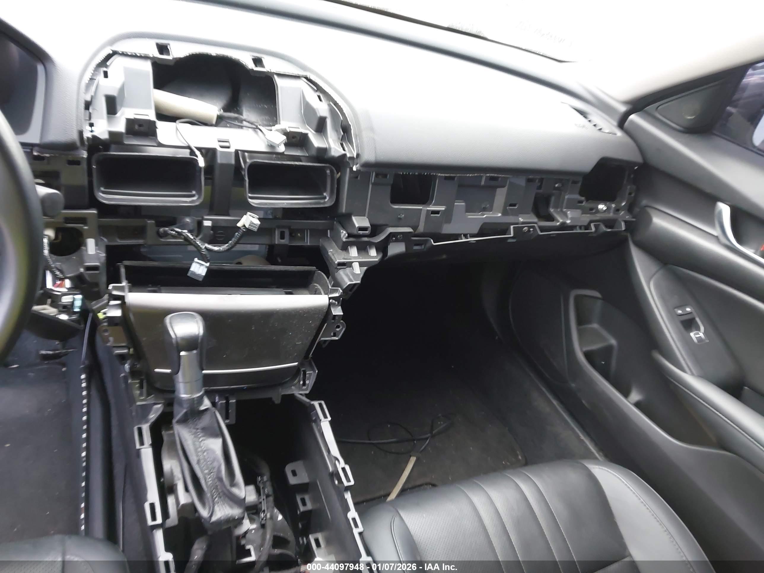 HONDA ACCORD image 6