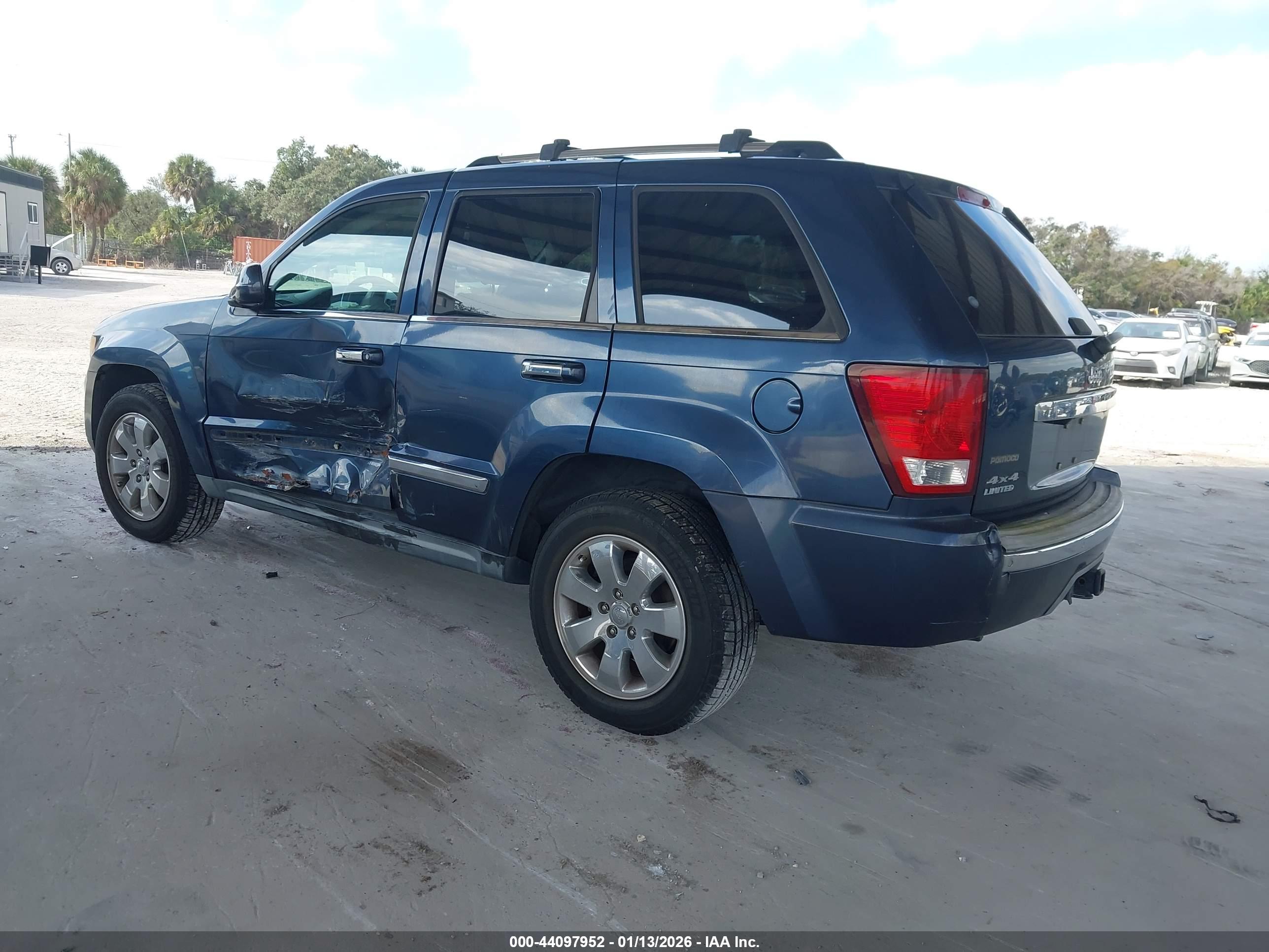 JEEP GRAND image 3