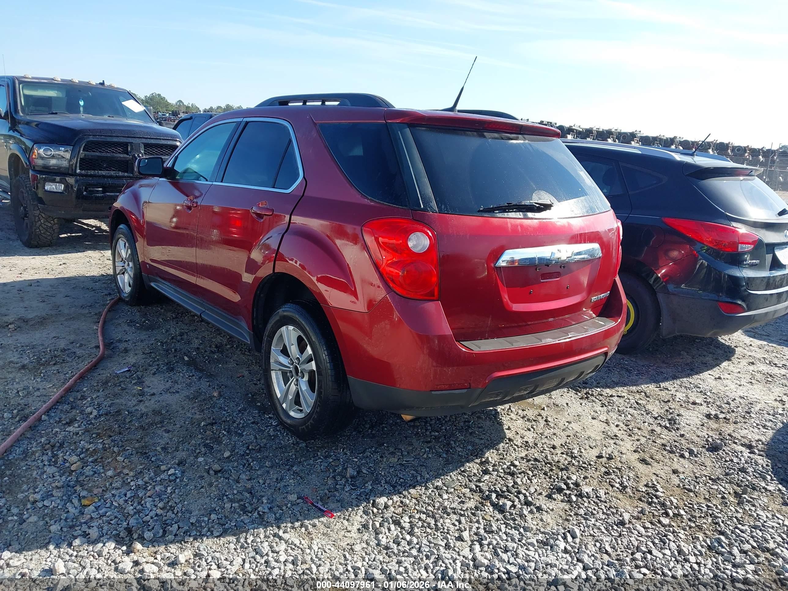 CHEVROLET EQUINOX image 3