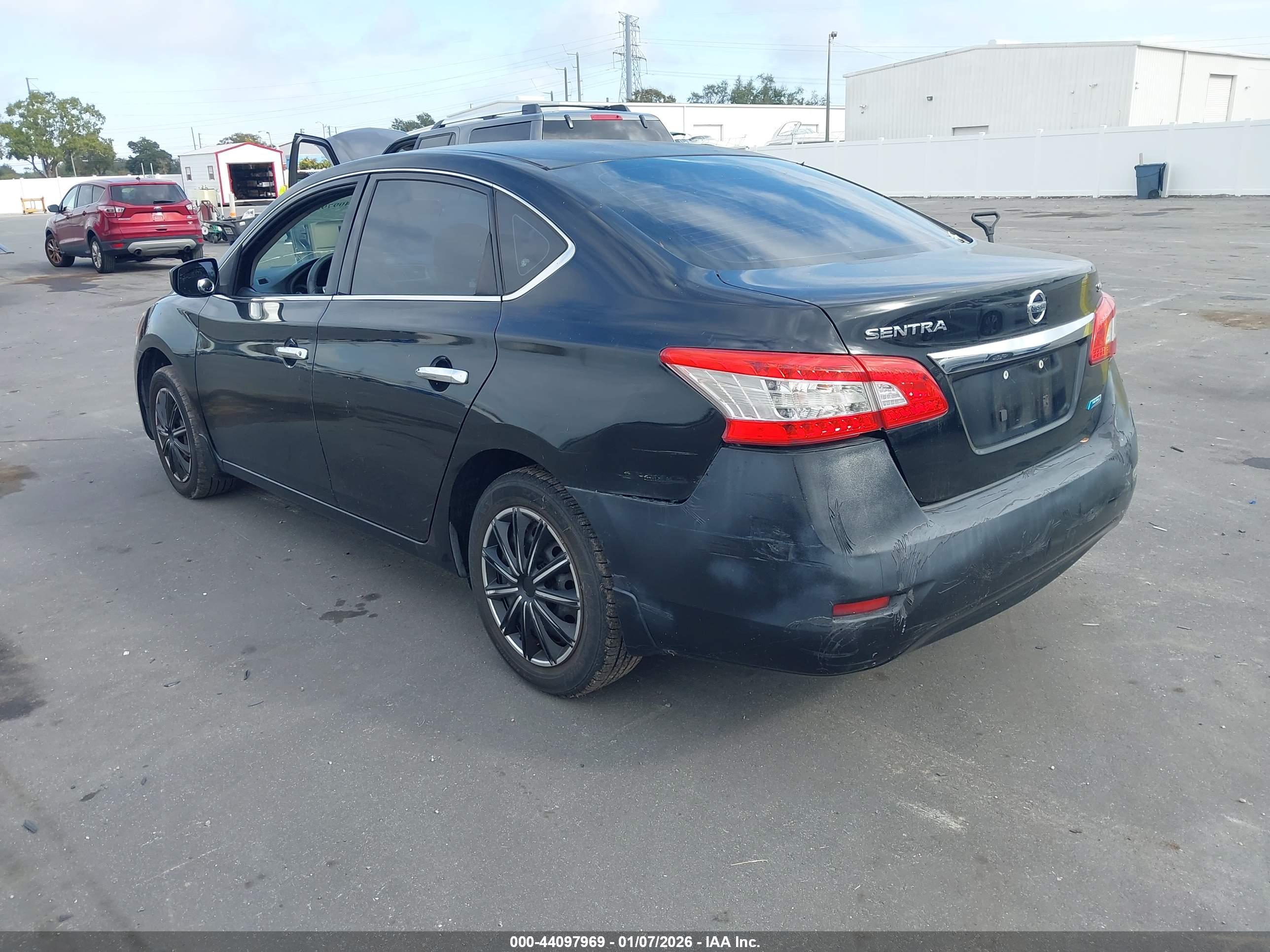 NISSAN SENTRA image 3