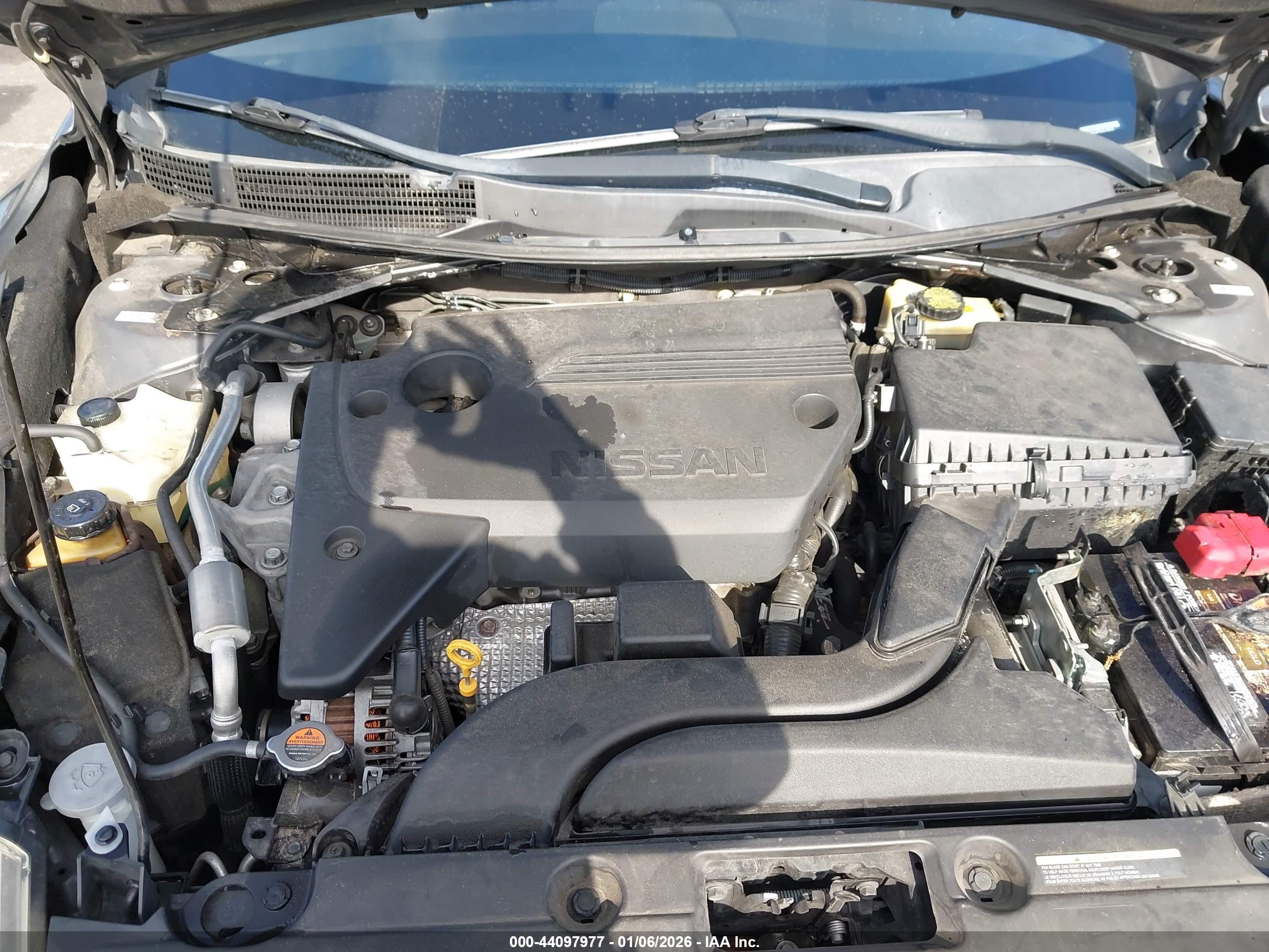 NISSAN ALTIMA image 10