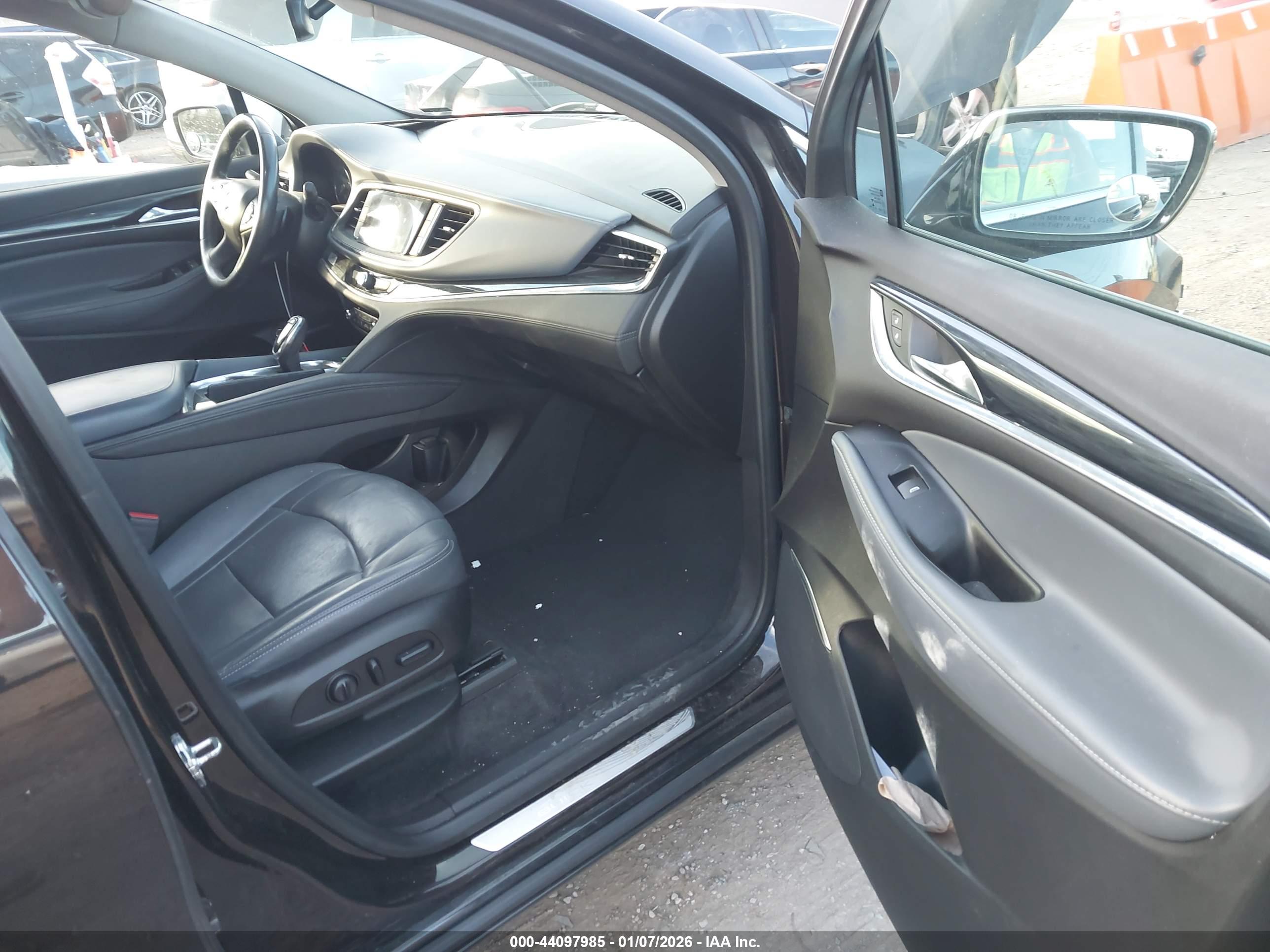BUICK ENCLAVE image 5