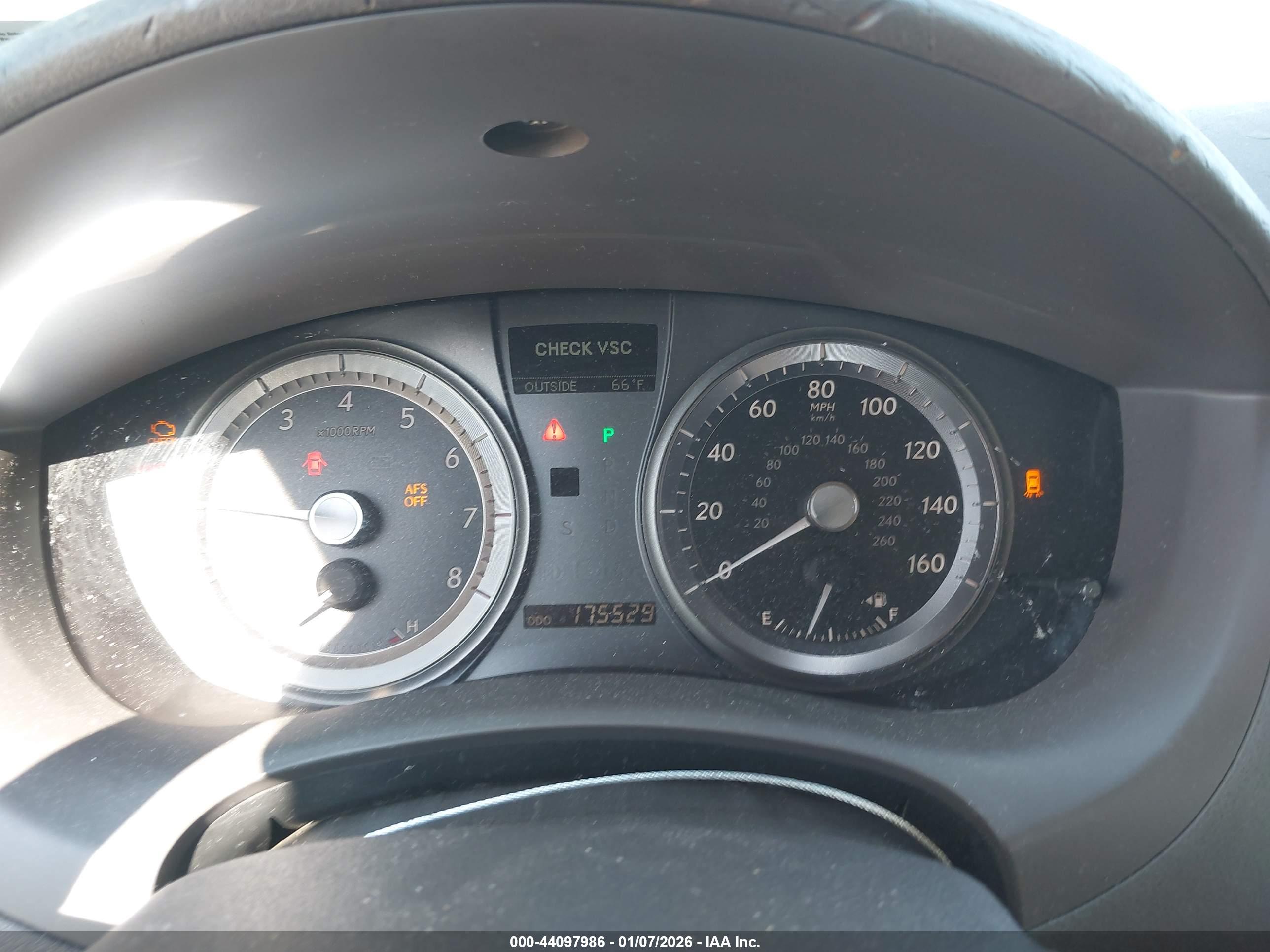 LEXUS ES image 7