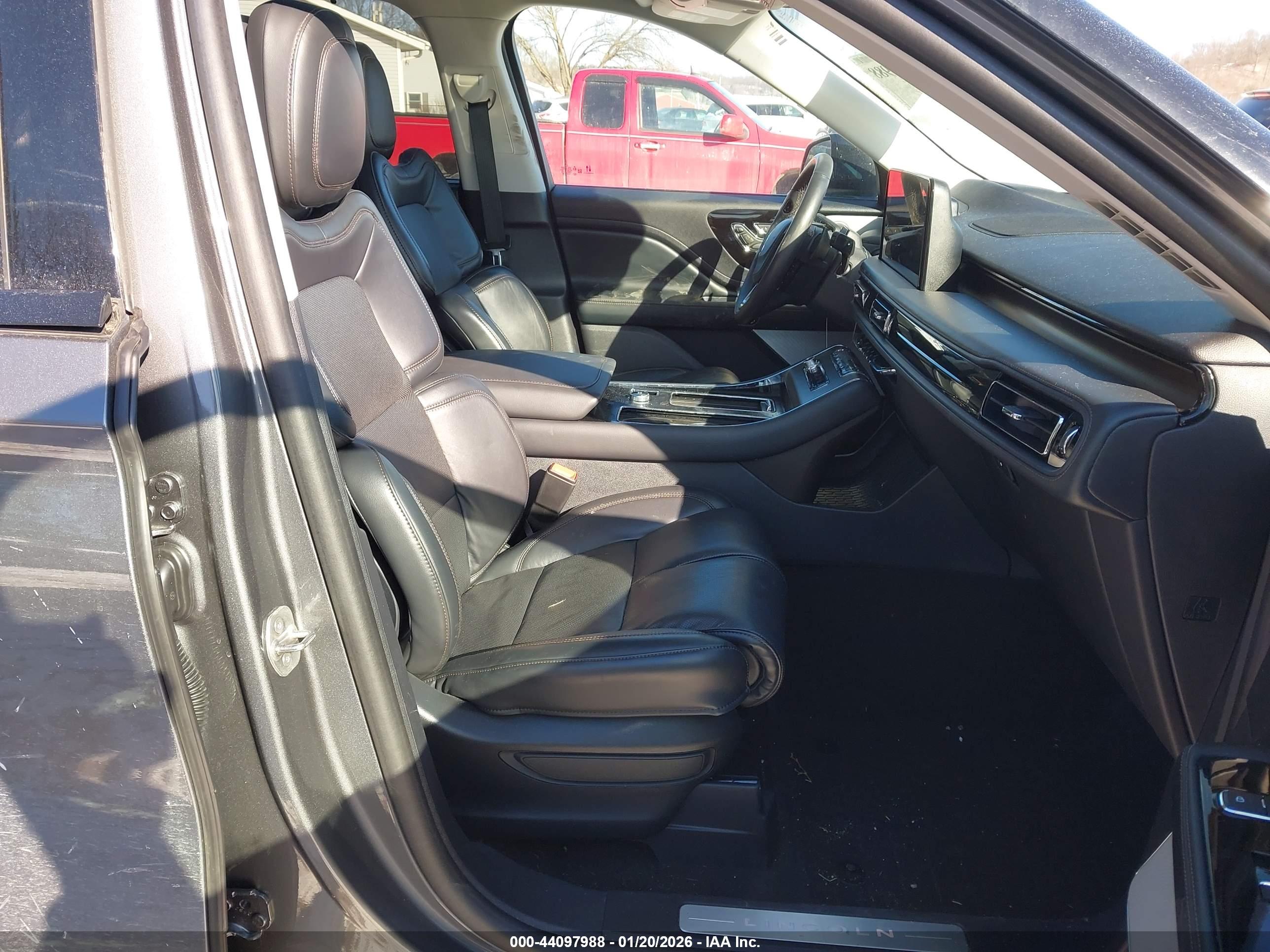 LINCOLN AVIATOR image 5