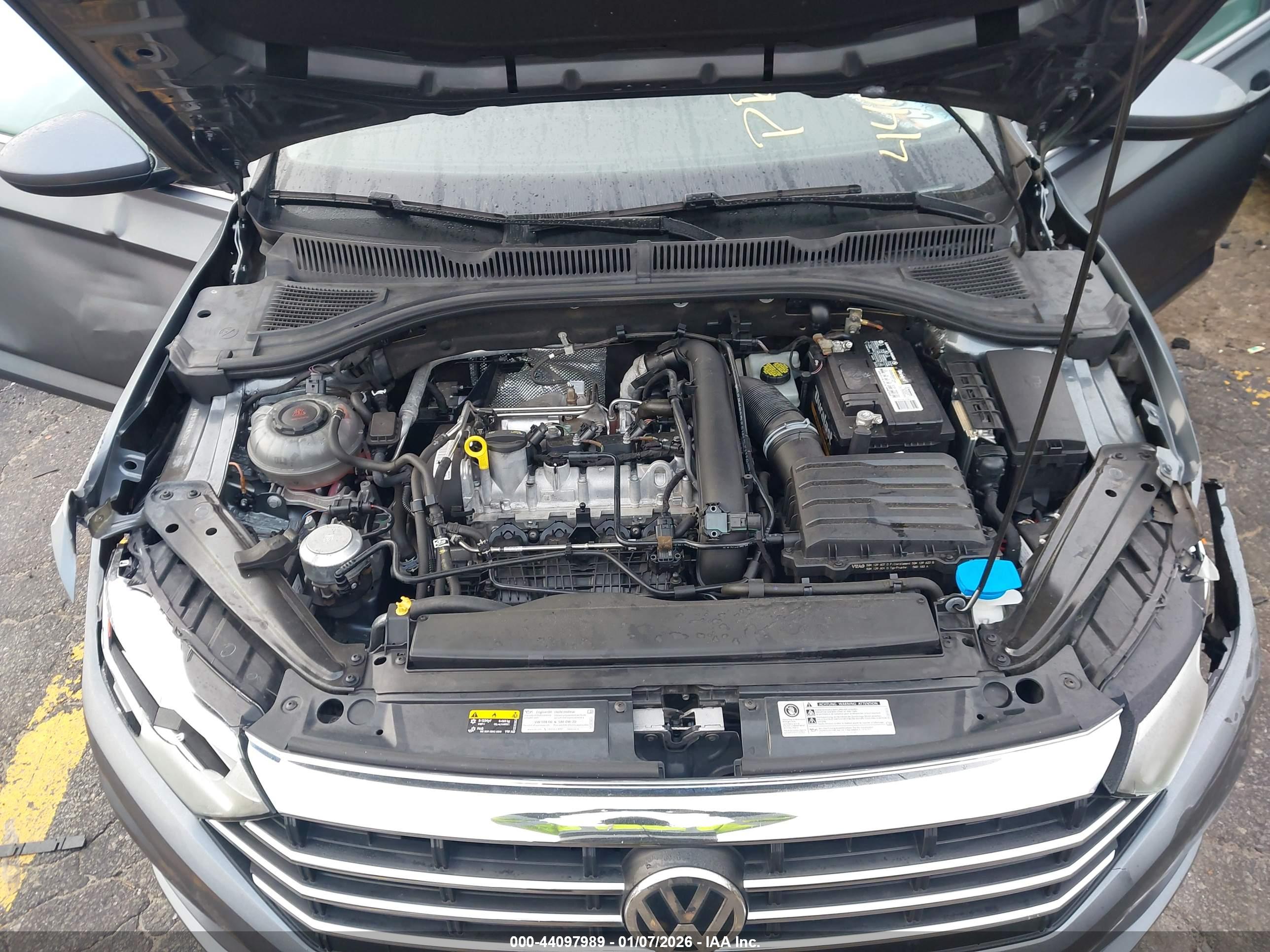 VOLKSWAGEN JETTA image 10