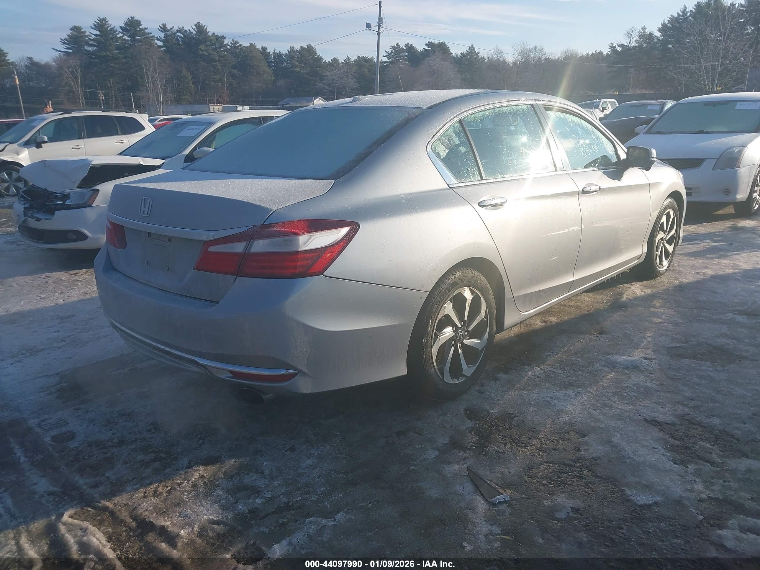 HONDA ACCORD image 4
