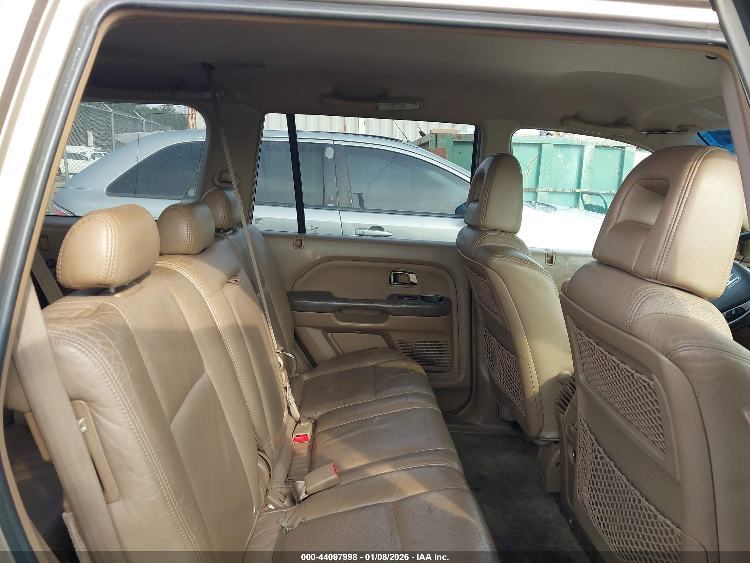 HONDA PILOT image 8