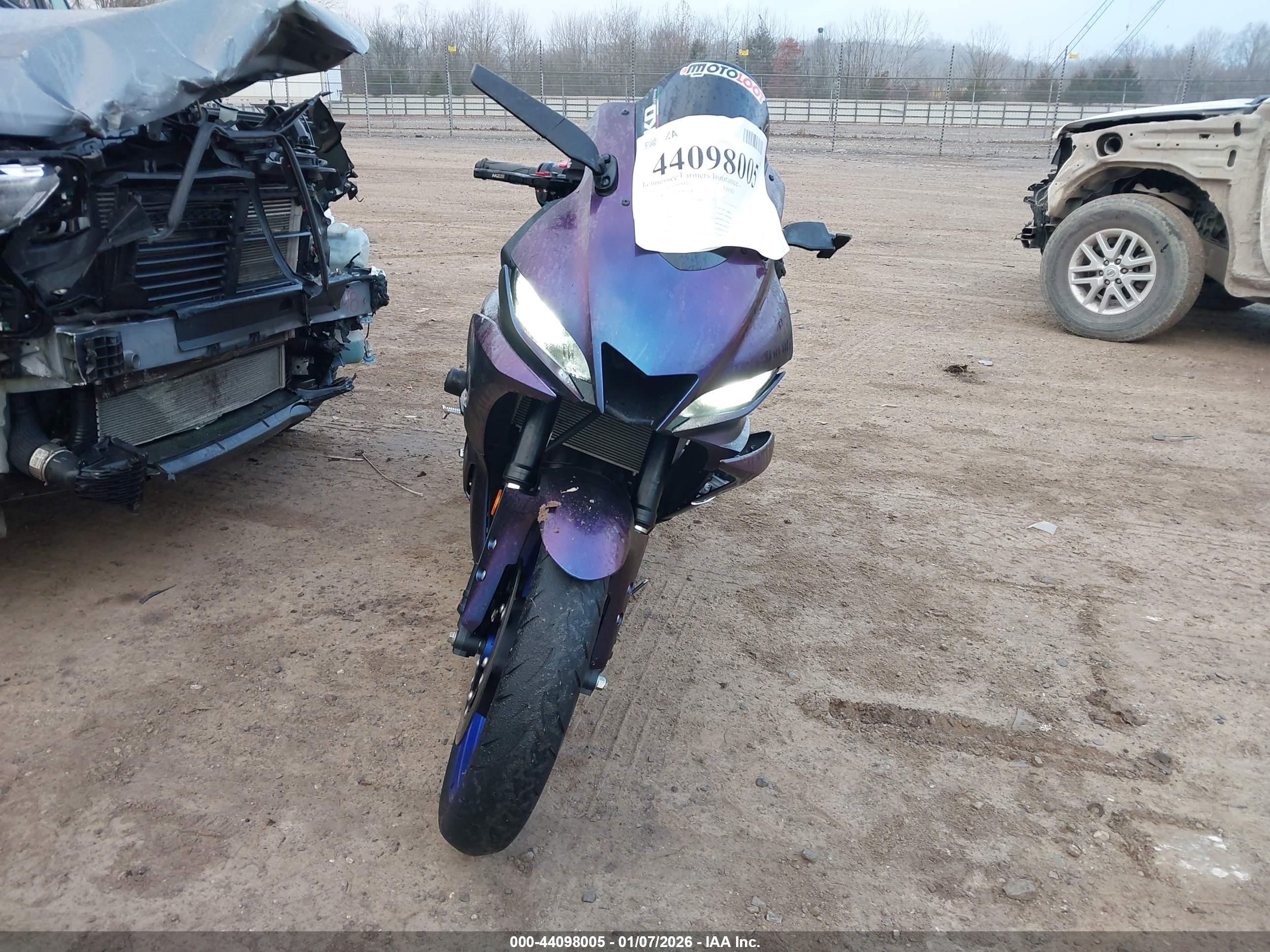 YAMAHA YZFR3 image 5