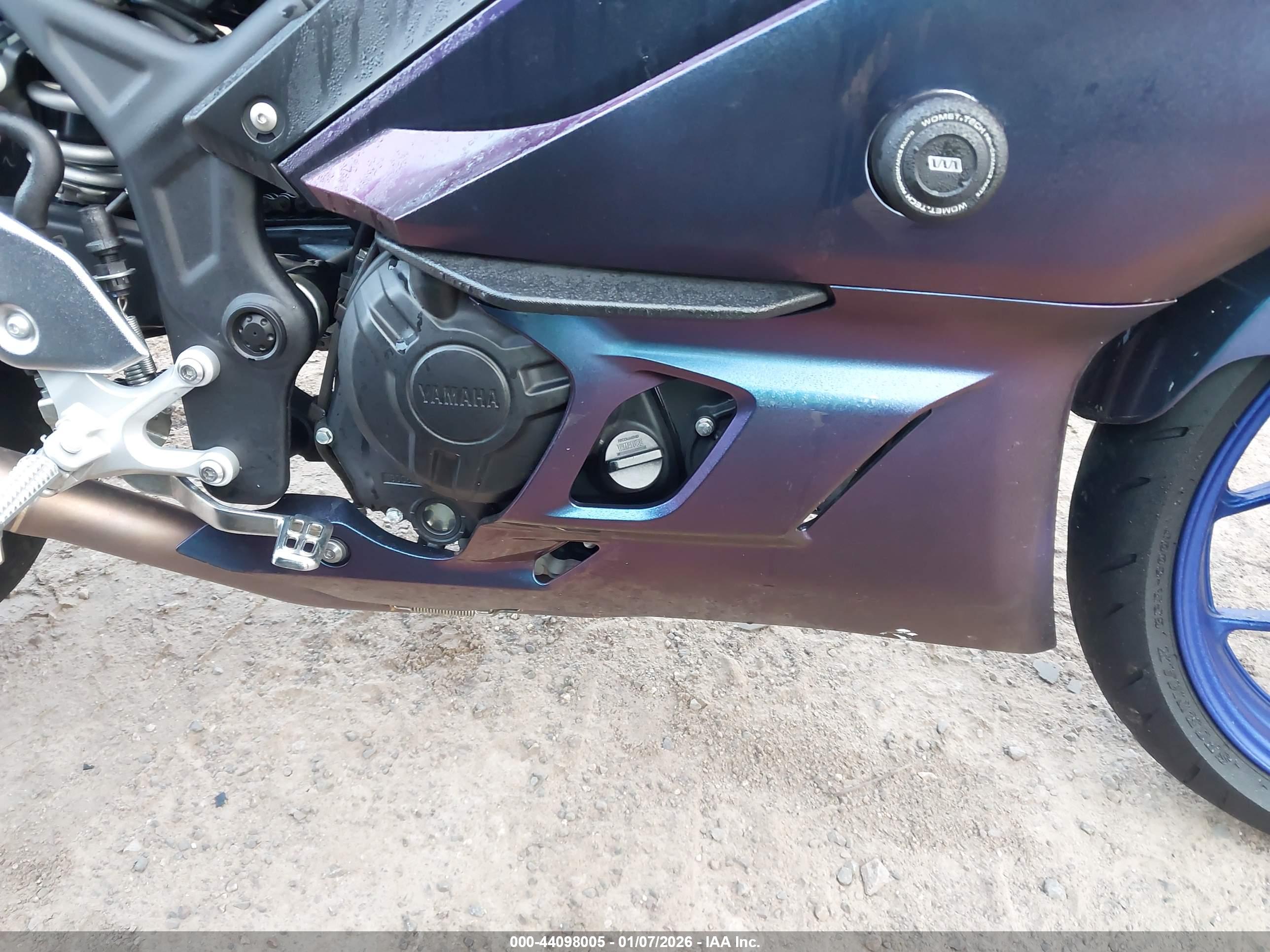 YAMAHA YZFR3 image 8