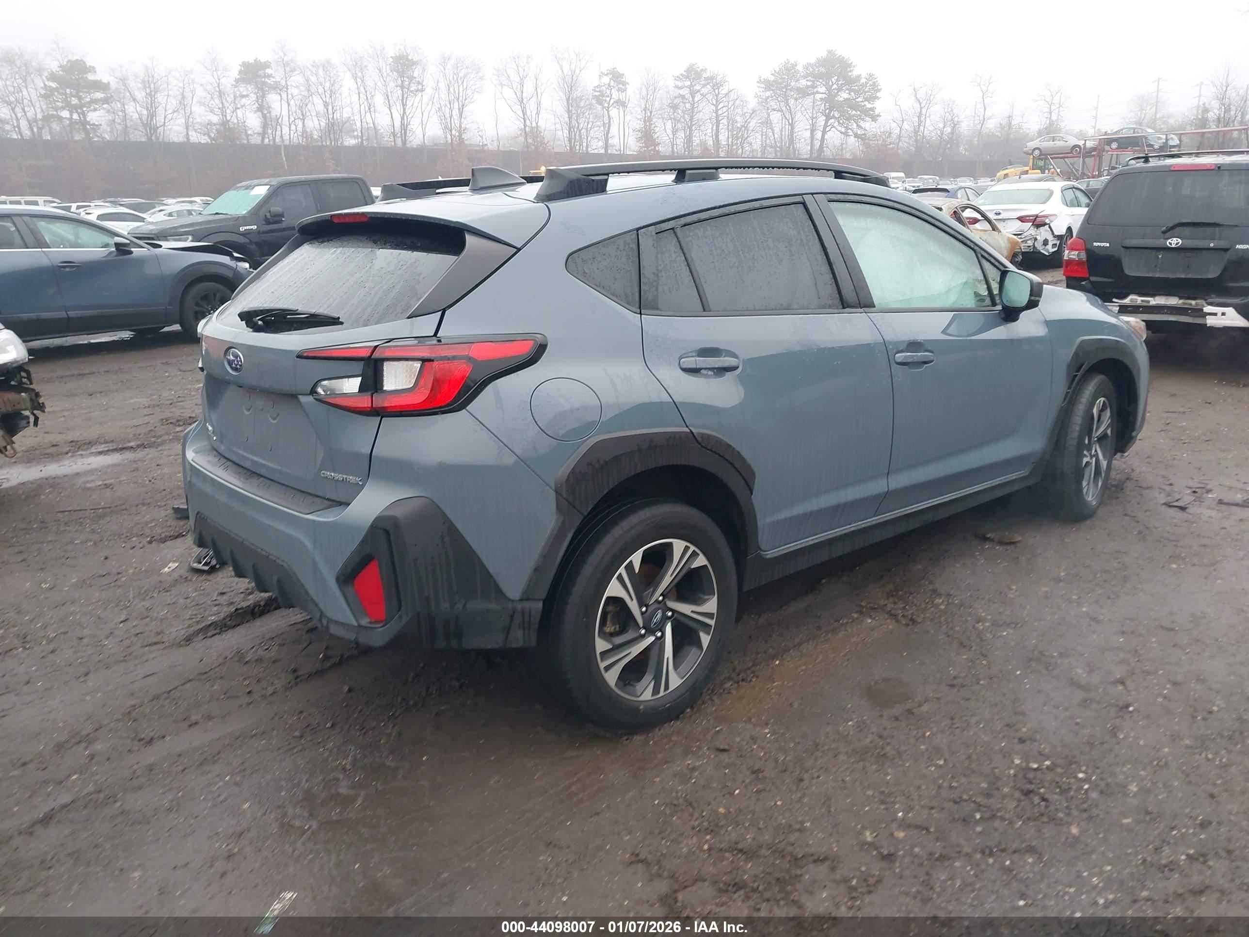 SUBARU CROSSTREK image 4