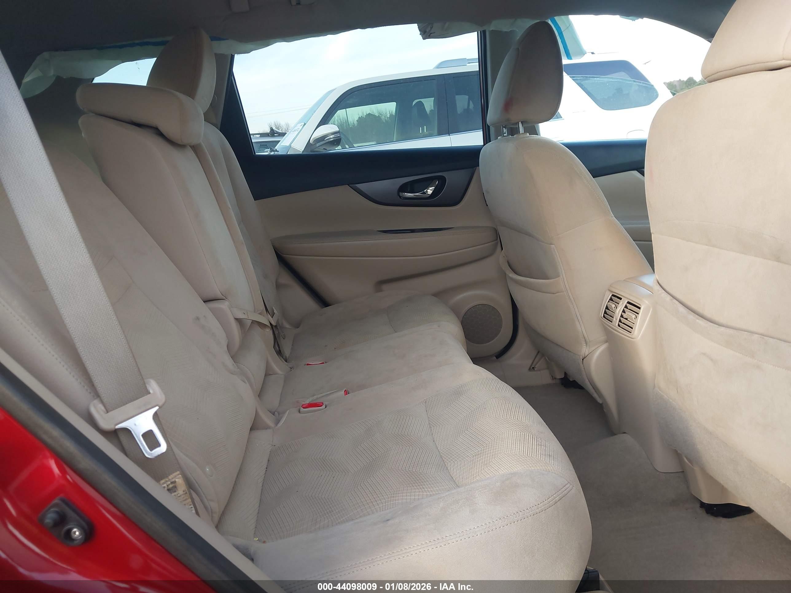 NISSAN ROGUE image 8
