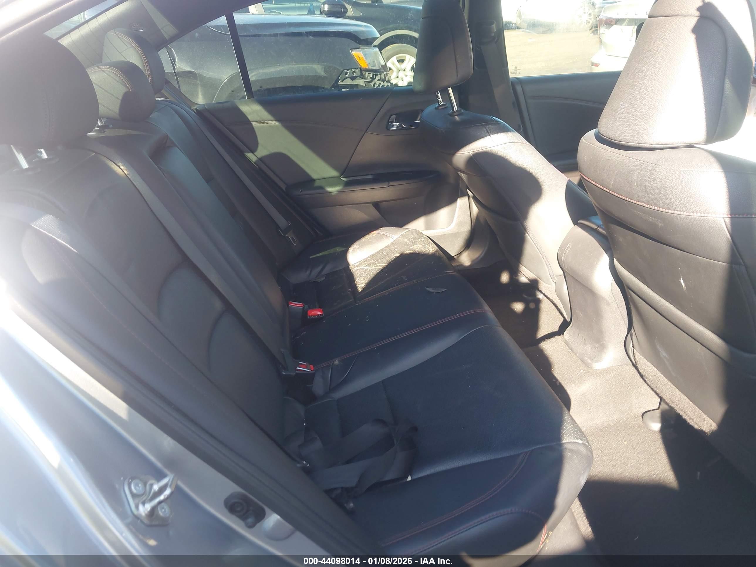 HONDA ACCORD image 8