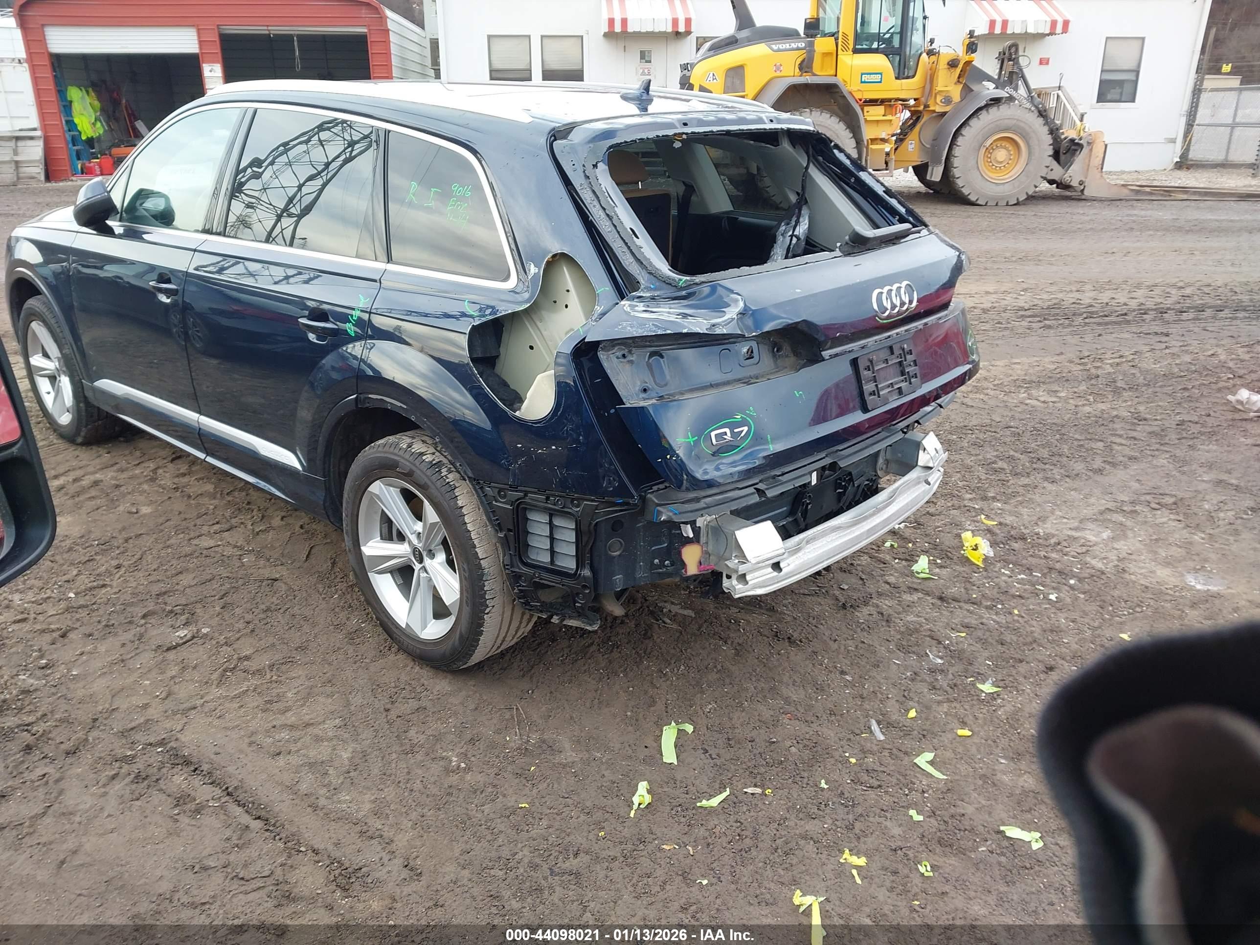 AUDI Q7 image 3