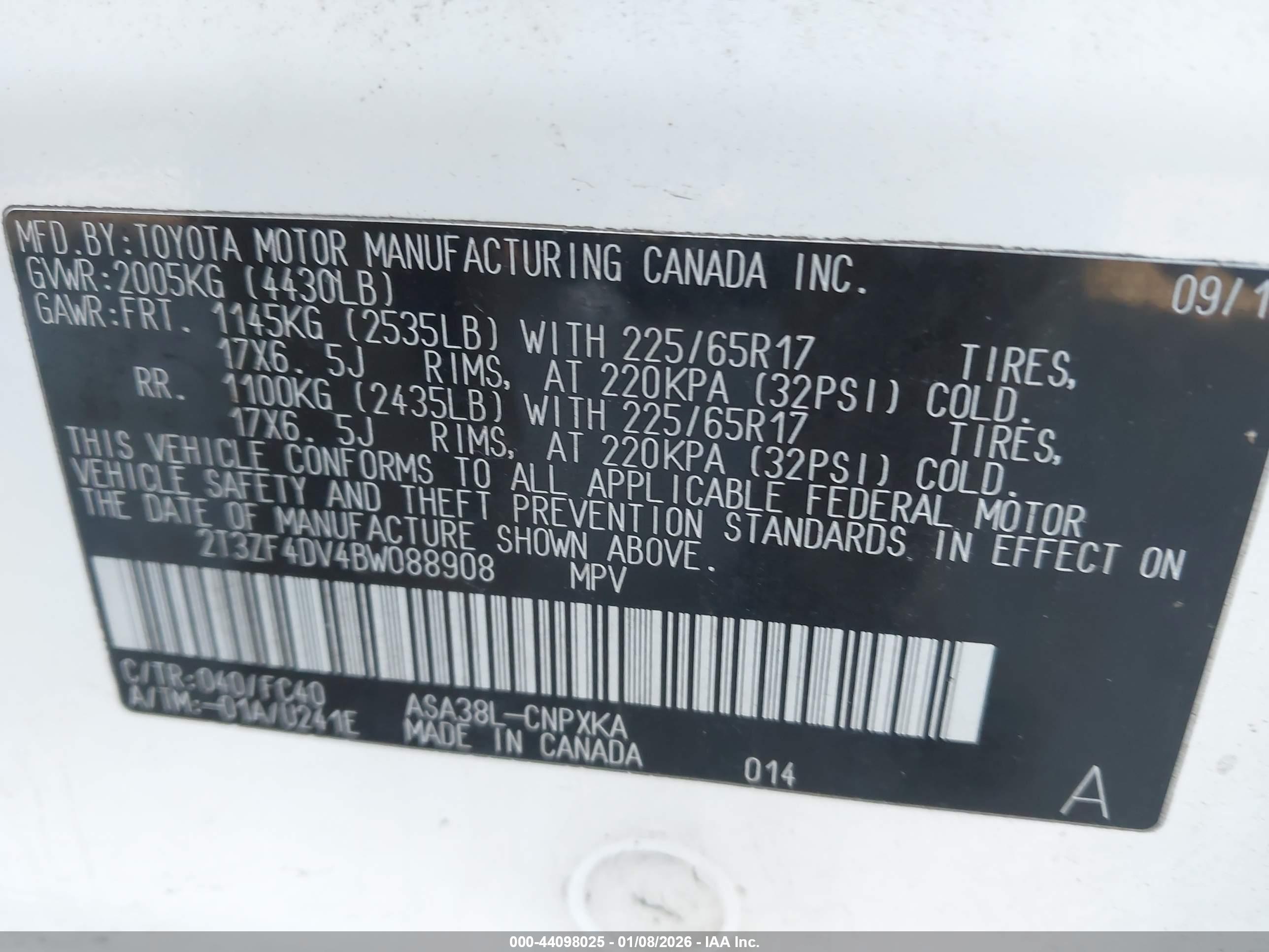 TOYOTA RAV4 image 9