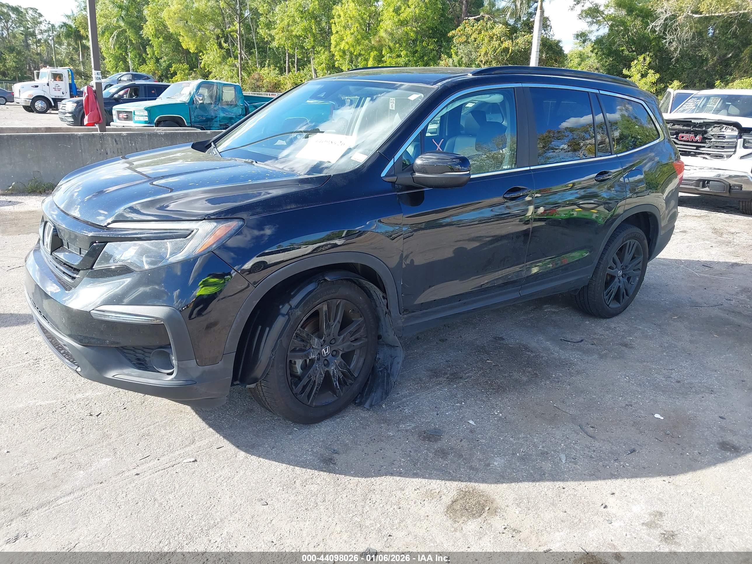 HONDA PILOT image 2