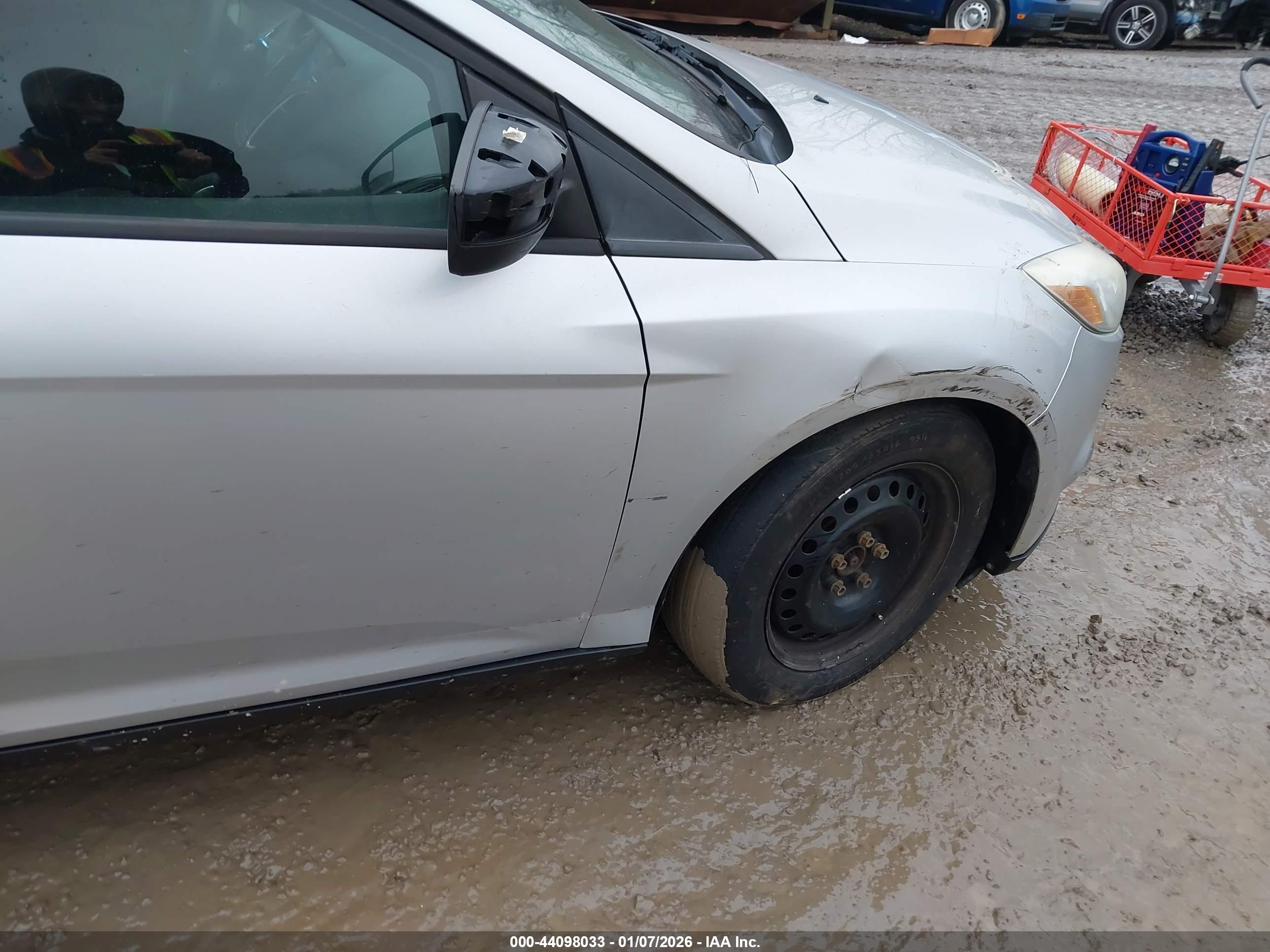 FORD FOCUS image 6