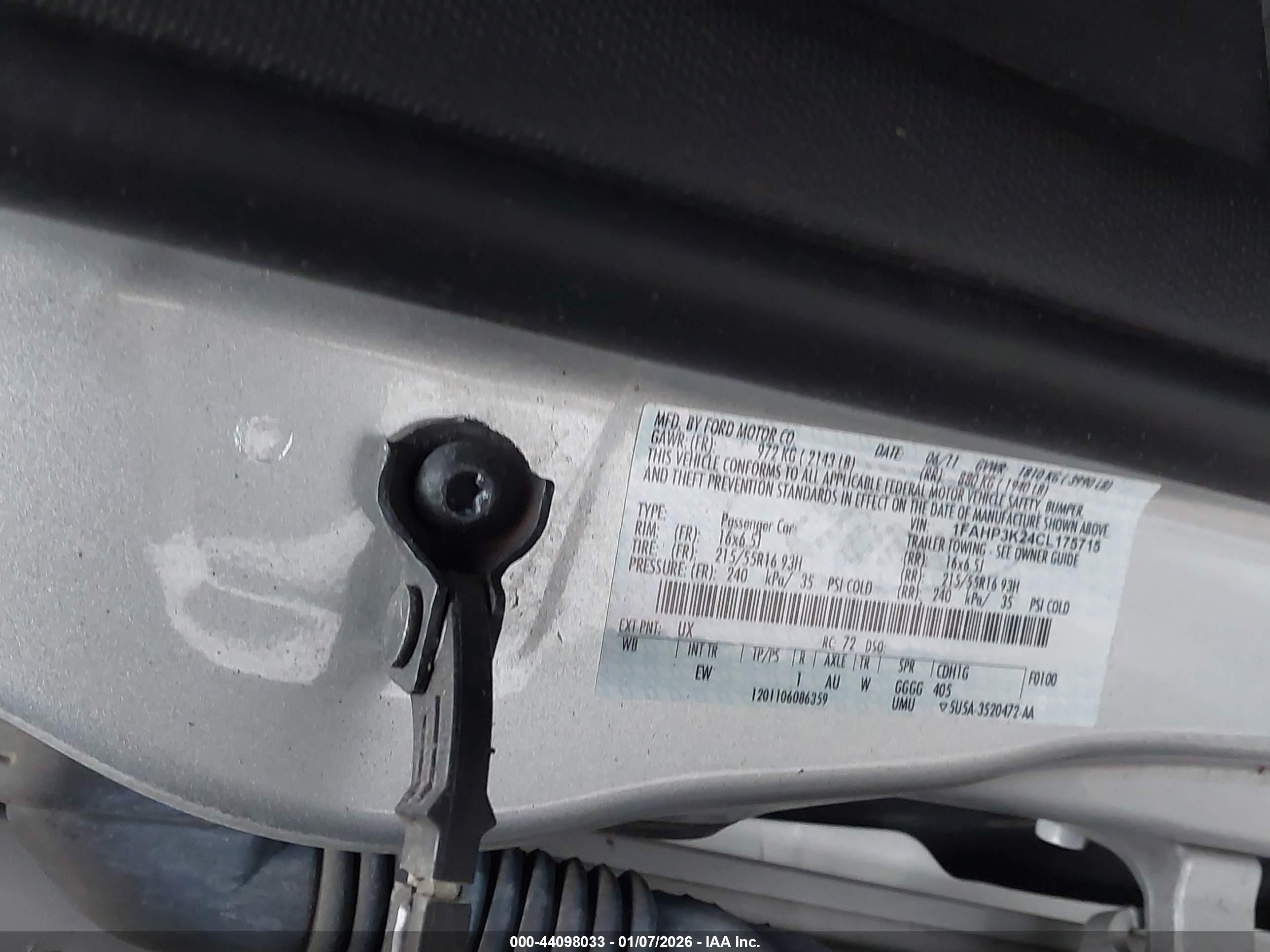 FORD FOCUS image 9
