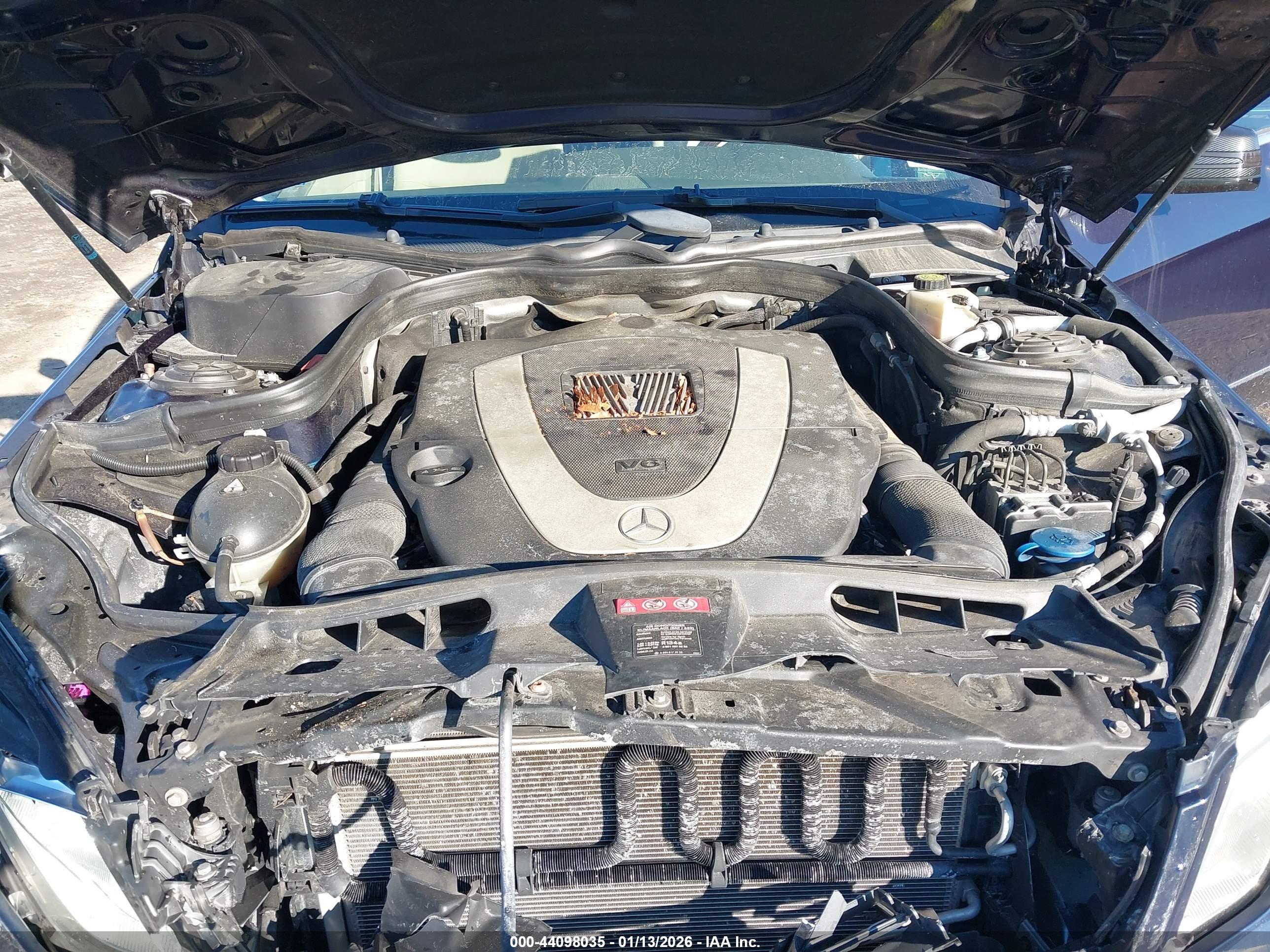 MERCEDES-BENZ E image 10