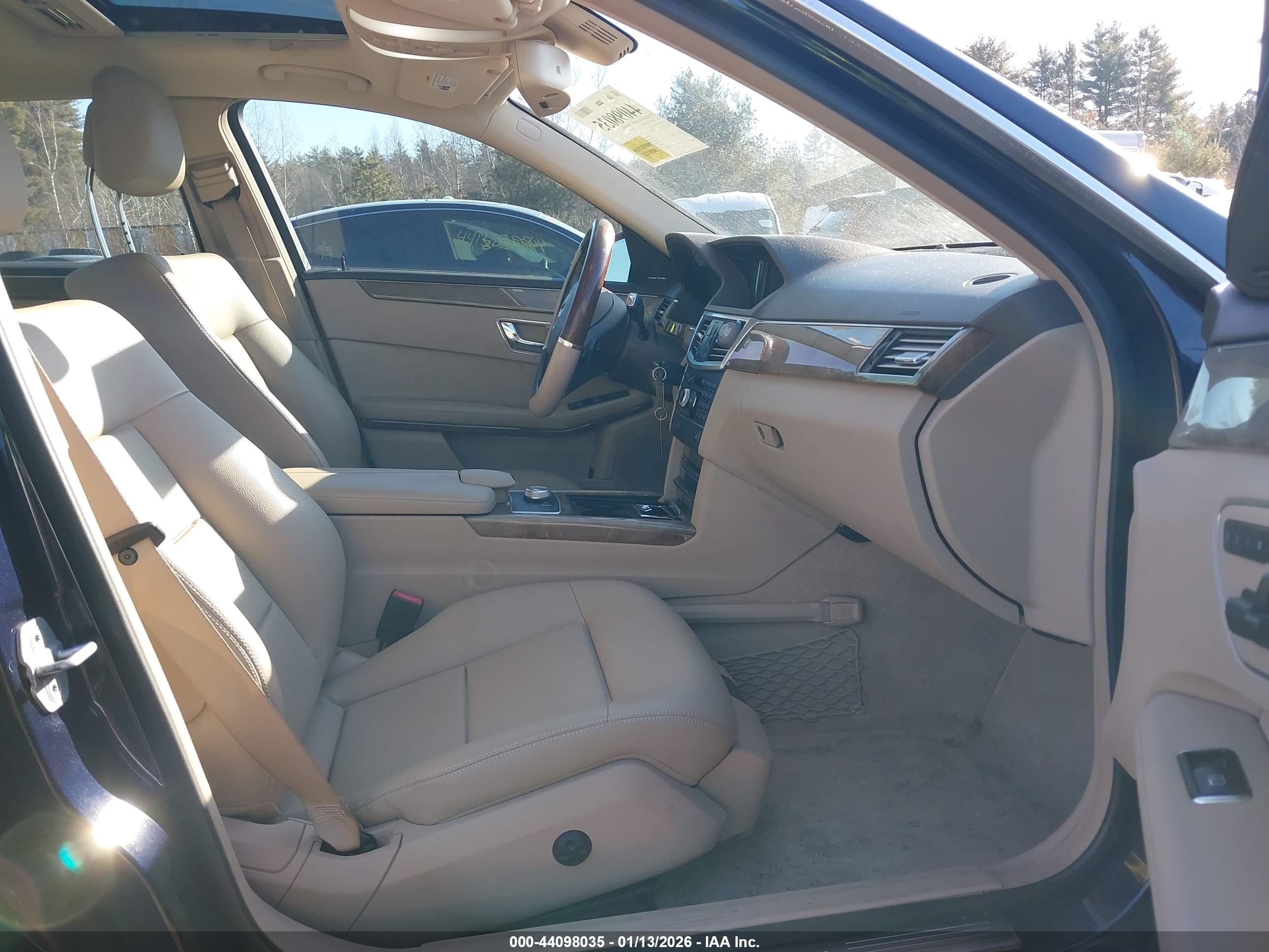 MERCEDES-BENZ E image 5