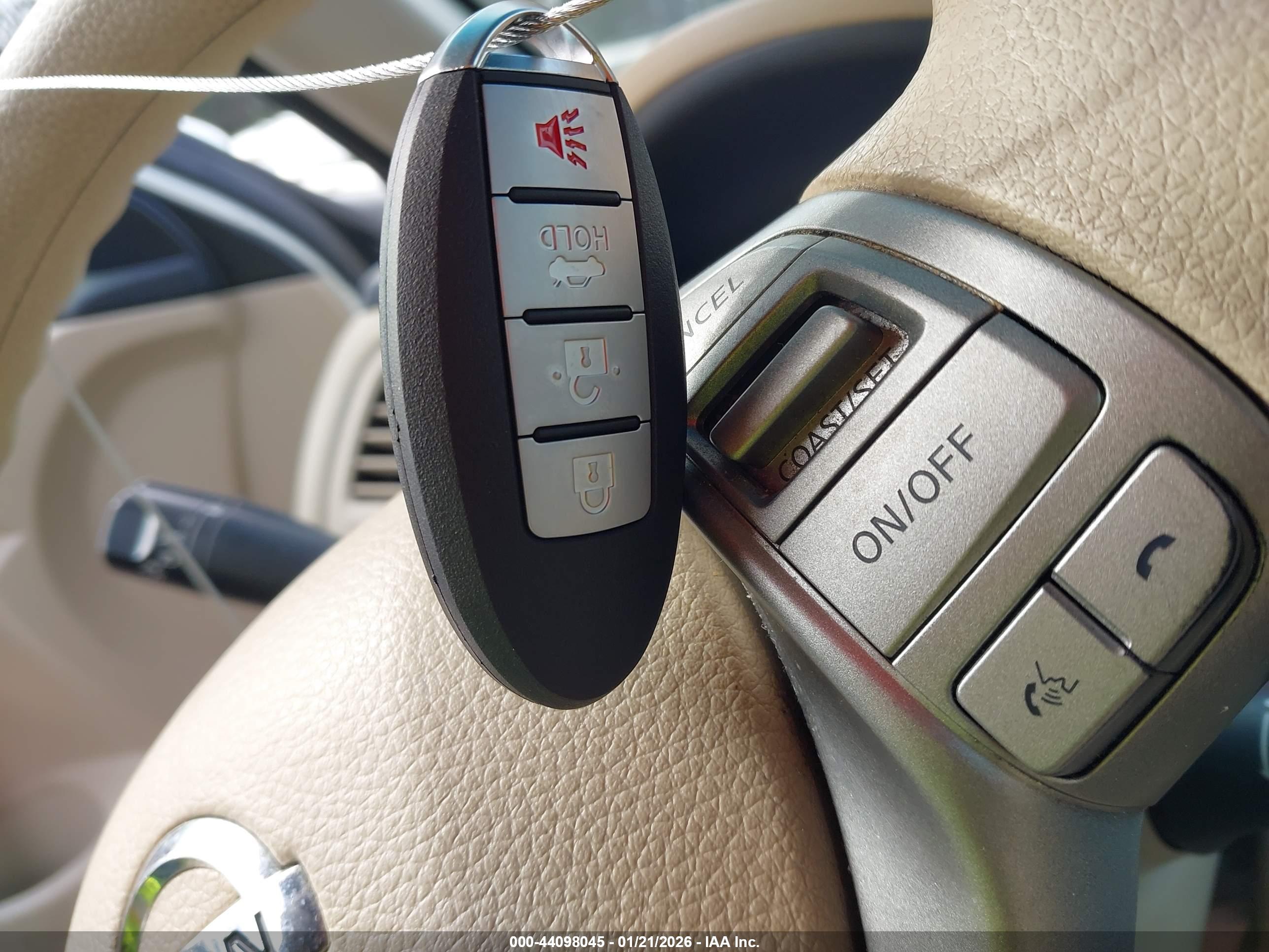 NISSAN ALTIMA image 11