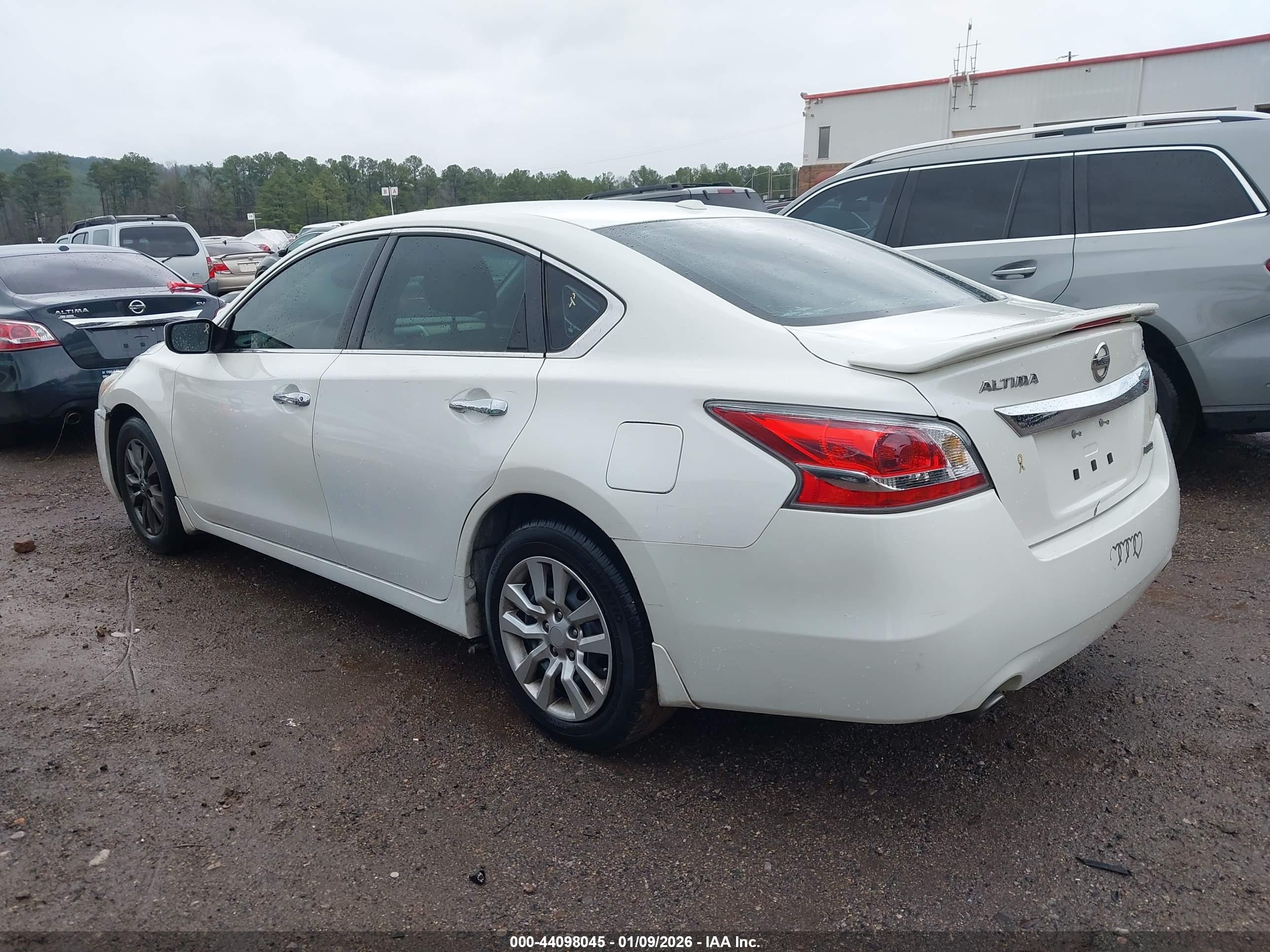 NISSAN ALTIMA image 3
