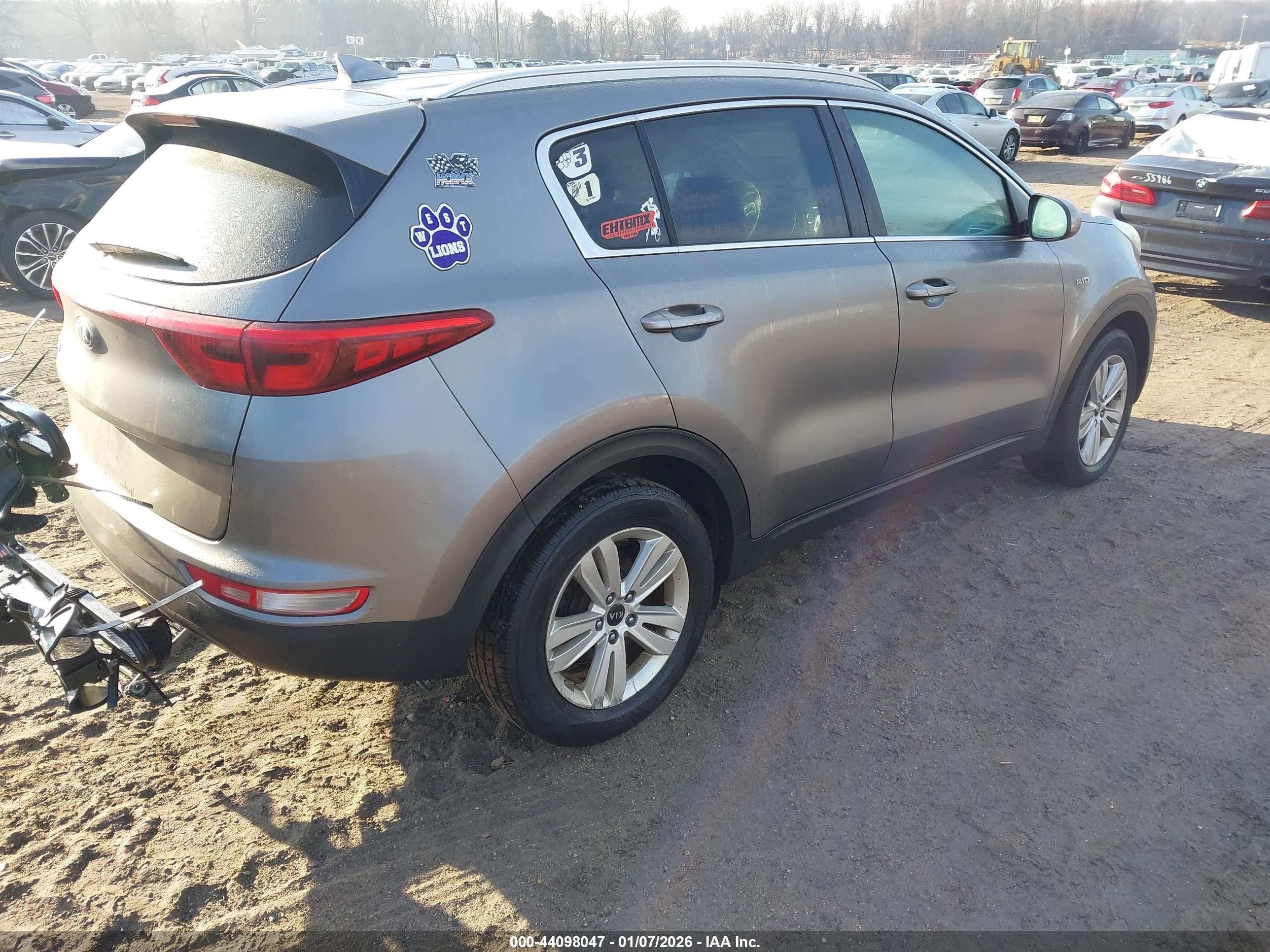 KIA SPORTAGE image 4