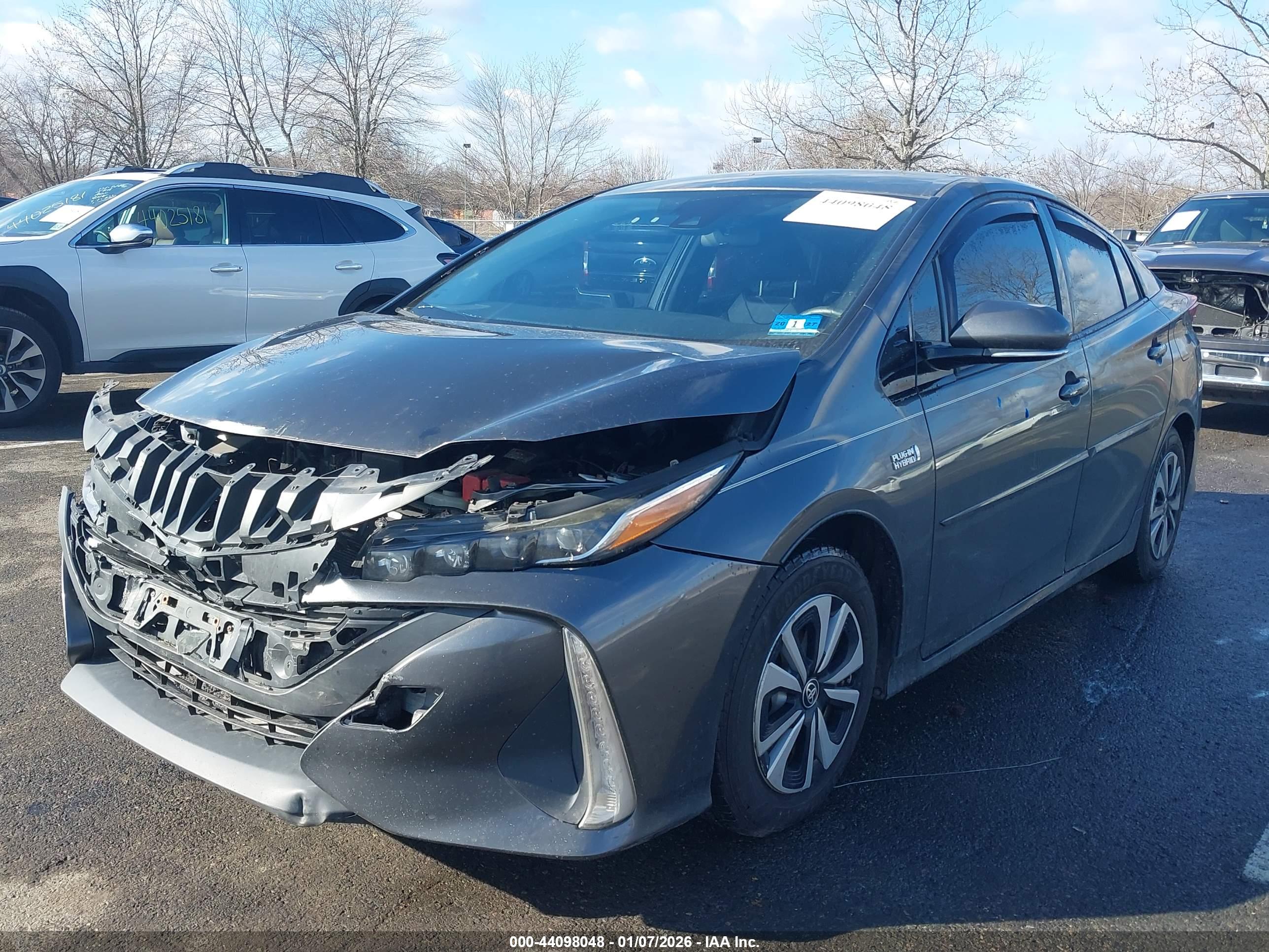 TOYOTA PRIUS image 2