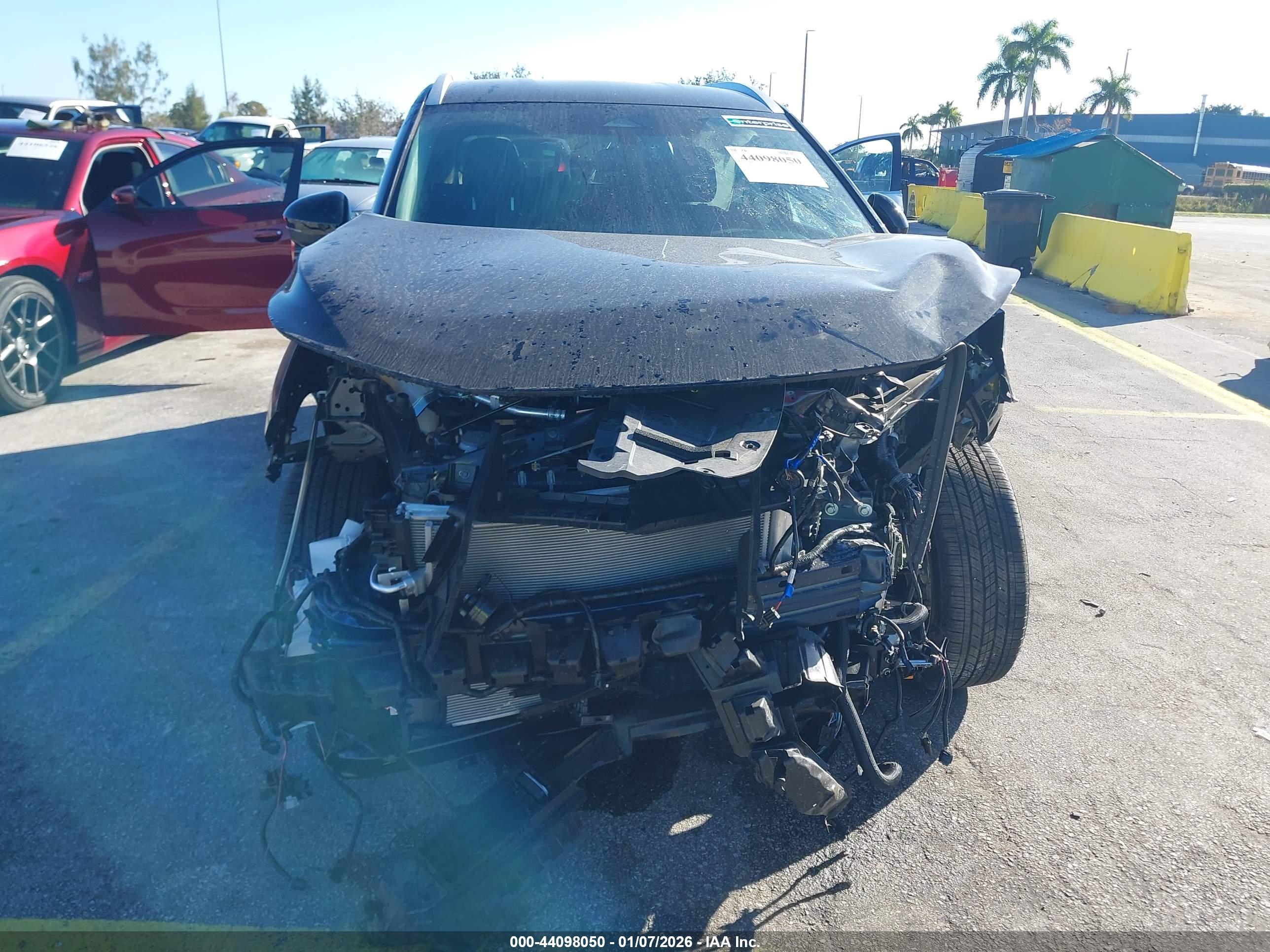 NISSAN ROGUE image 6