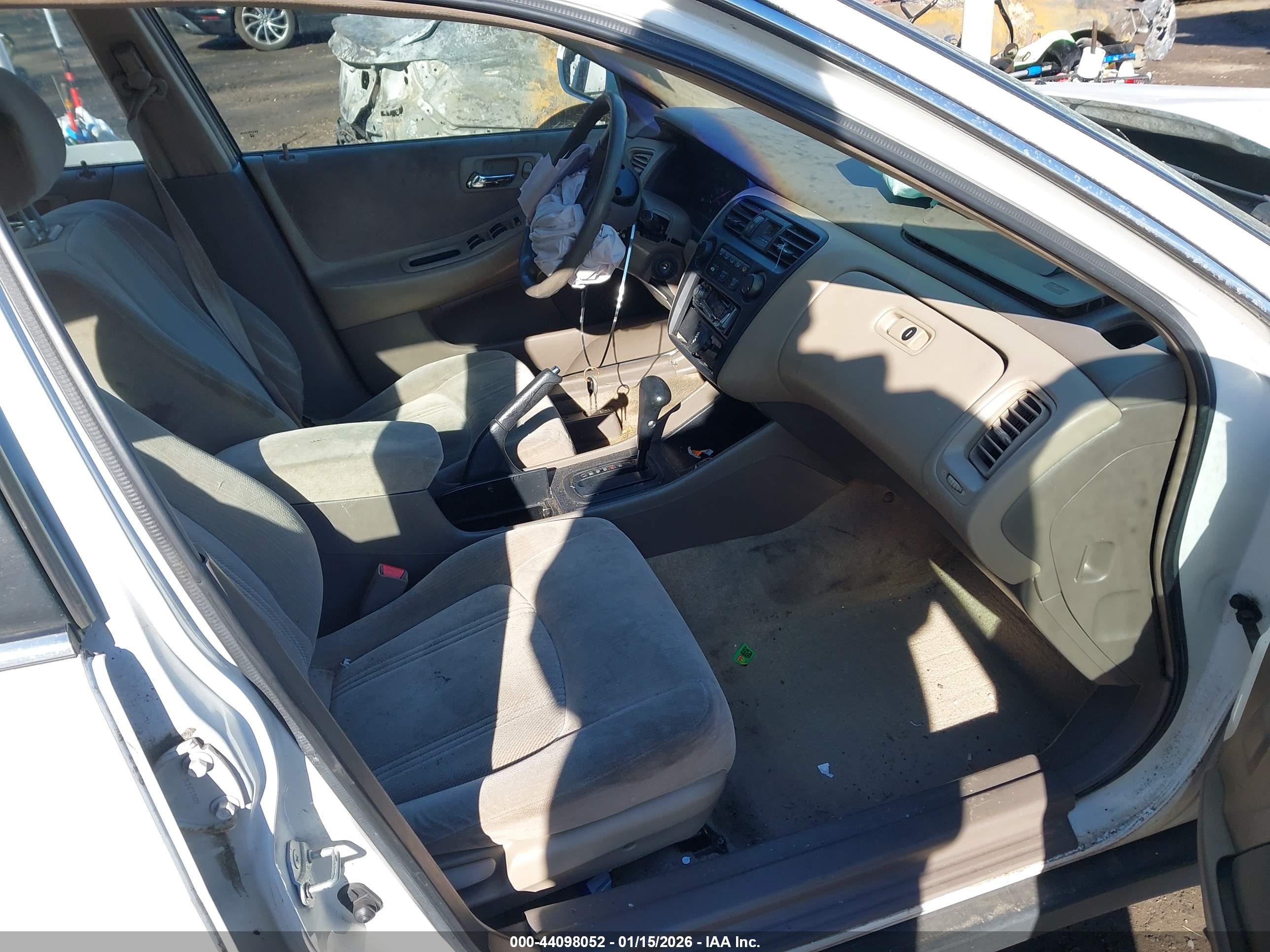 HONDA ACCORD image 5