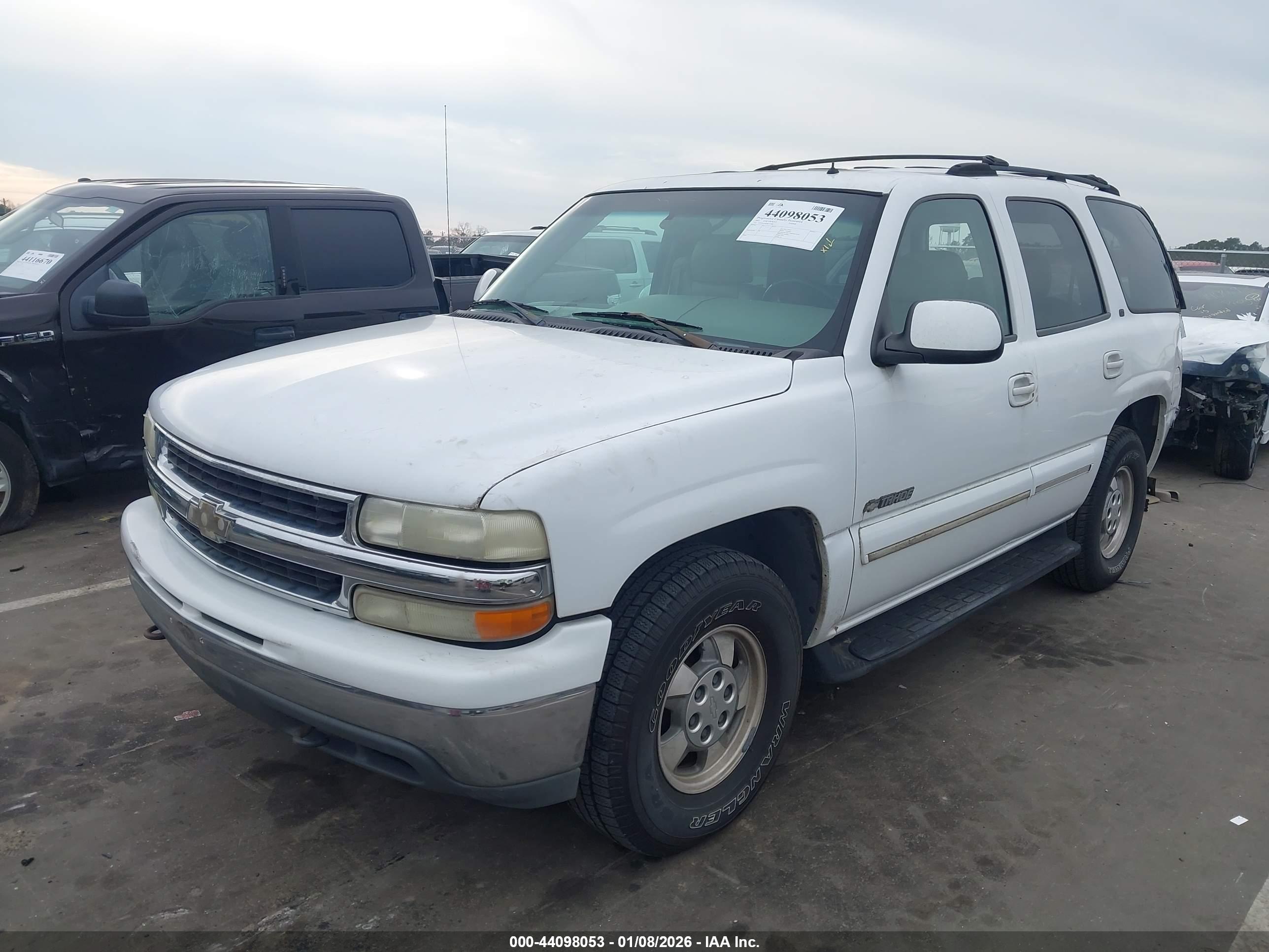 CHEVROLET TAHOE image 2