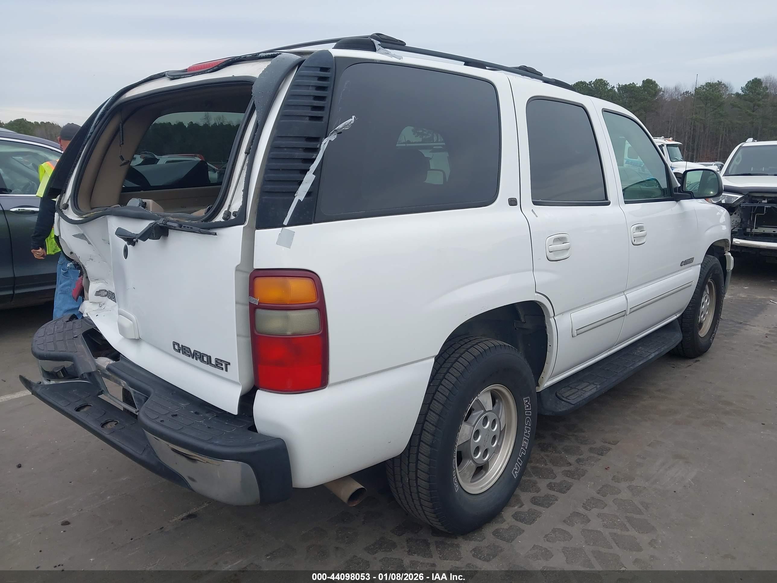 CHEVROLET TAHOE image 4