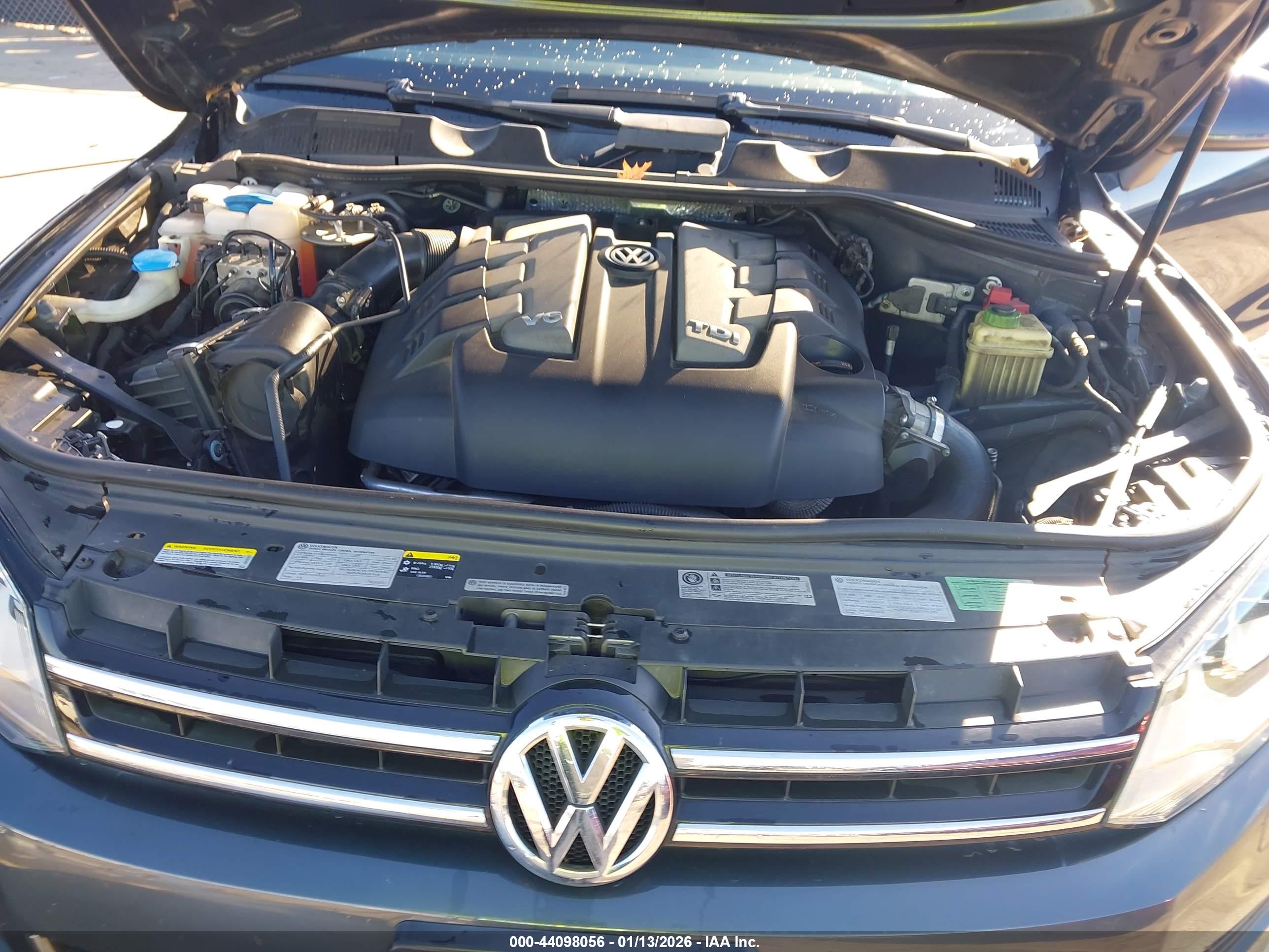 VOLKSWAGEN TOUAREG image 10