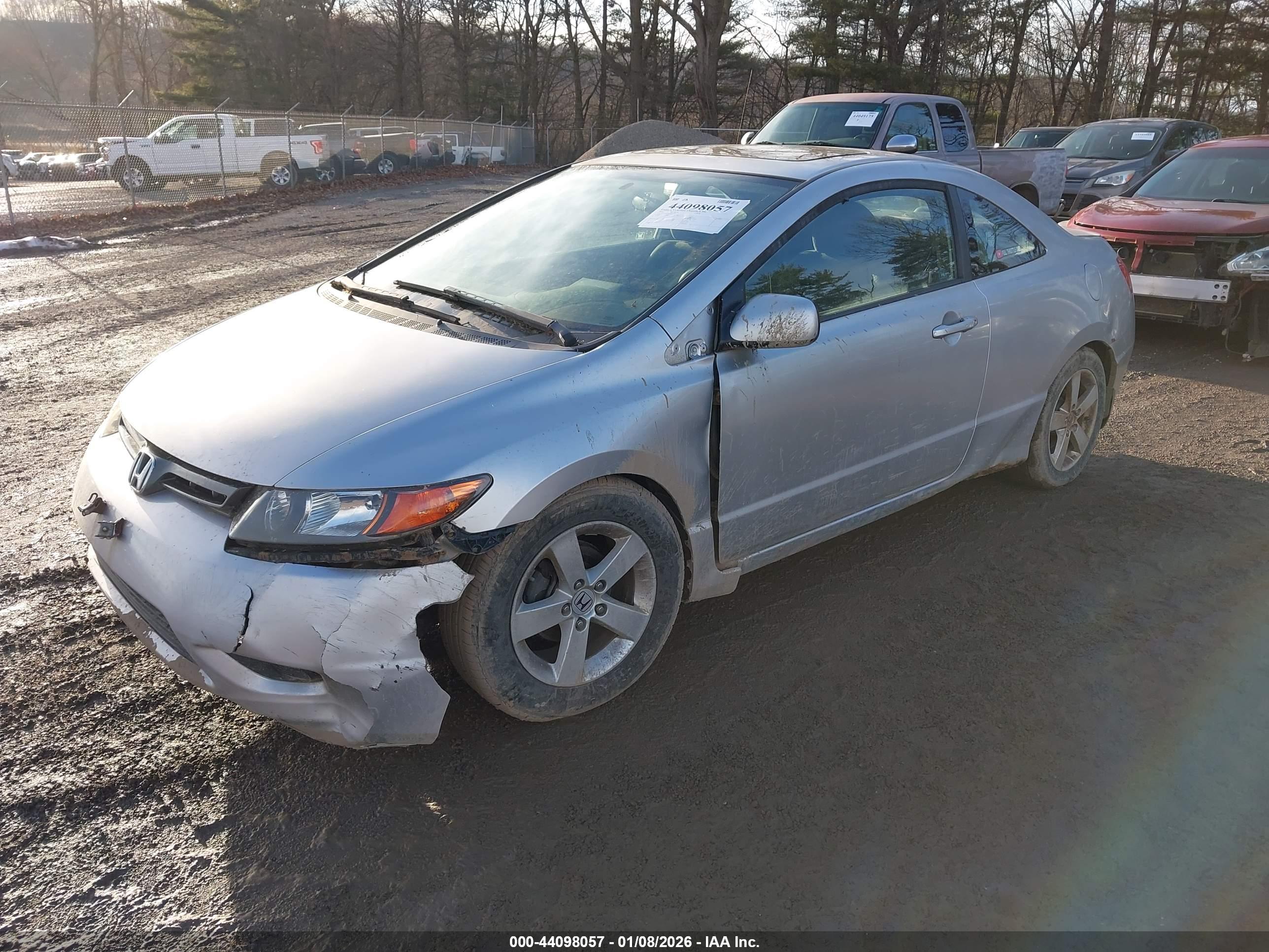 HONDA CIVIC image 2