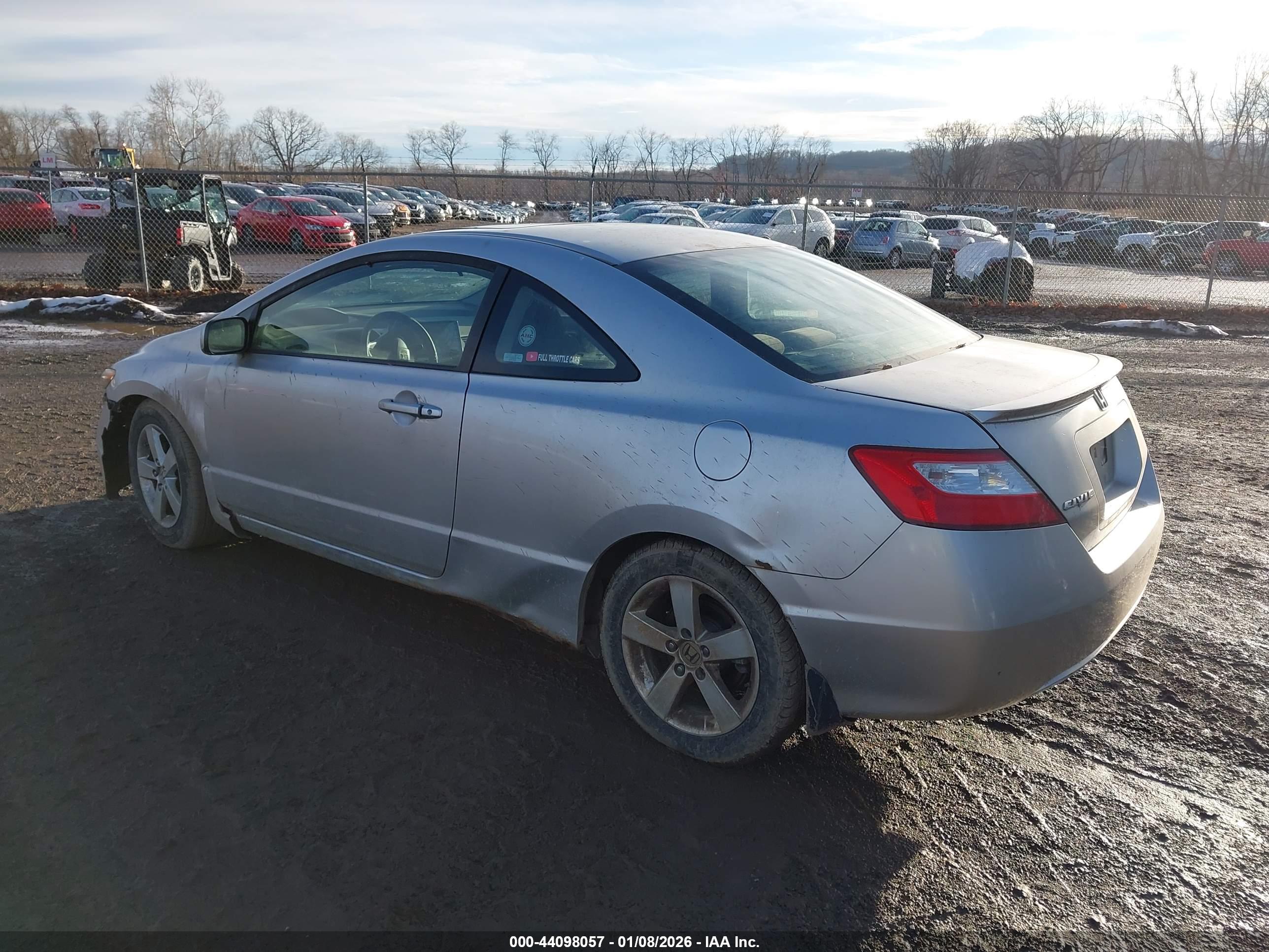 HONDA CIVIC image 3